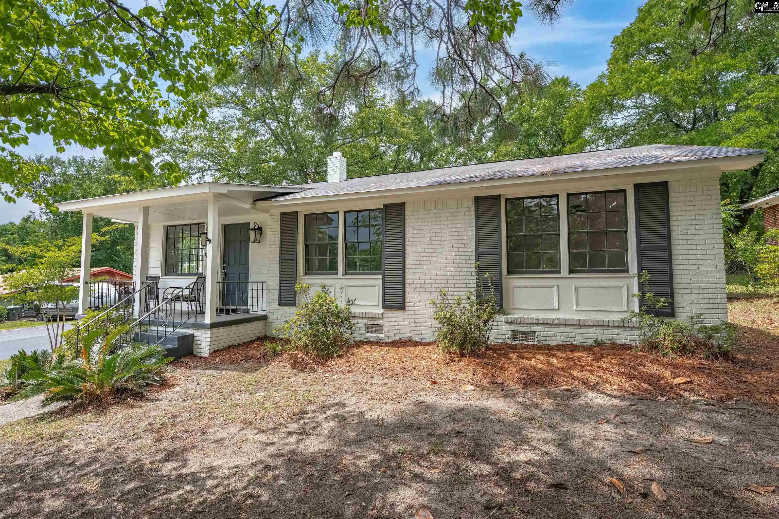 Homes for sale in Columbia, SC | 955 Laurie, Columbia, SC 29205 | MLS# 633818