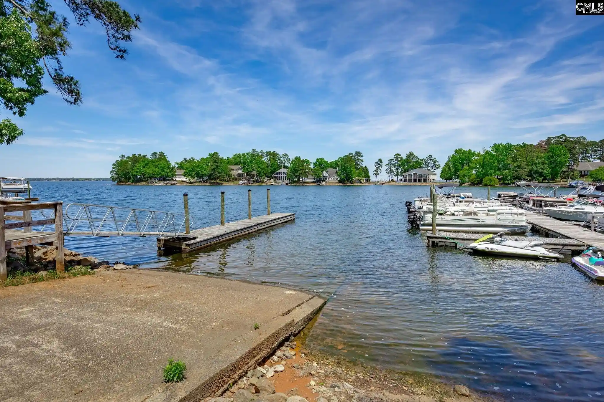 2nd image of 301 Harbor Hts, Lexington, SC 29072