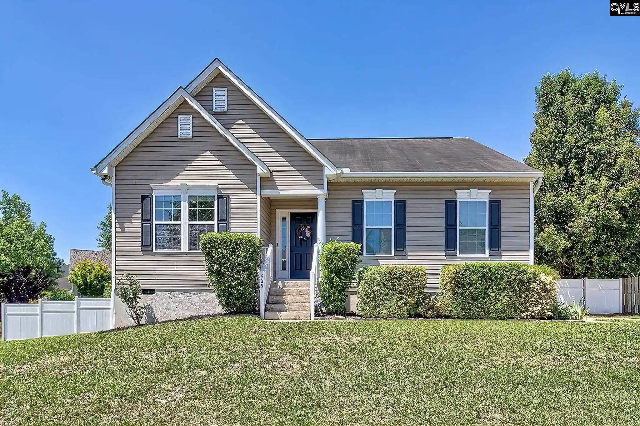 Homes for sale in West Columbia, SC | 405 Carrik, West Columbia, SC 29170 | MLS# 634277