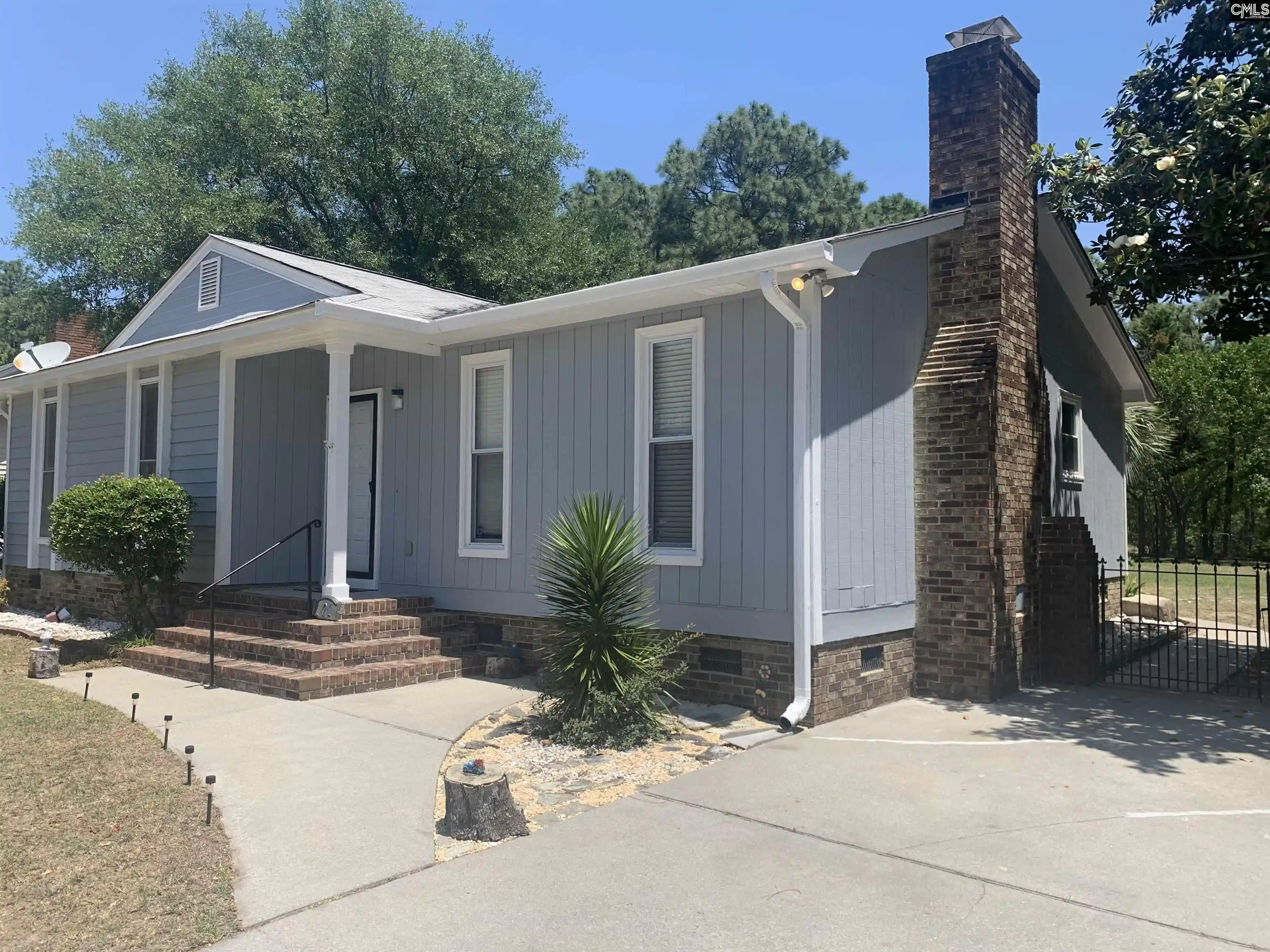 Photo 1 of Single family home for sale at 121 Halling, Columbia, SC 29229 | MLS# 634317 | Listing updated on 2026-08-31