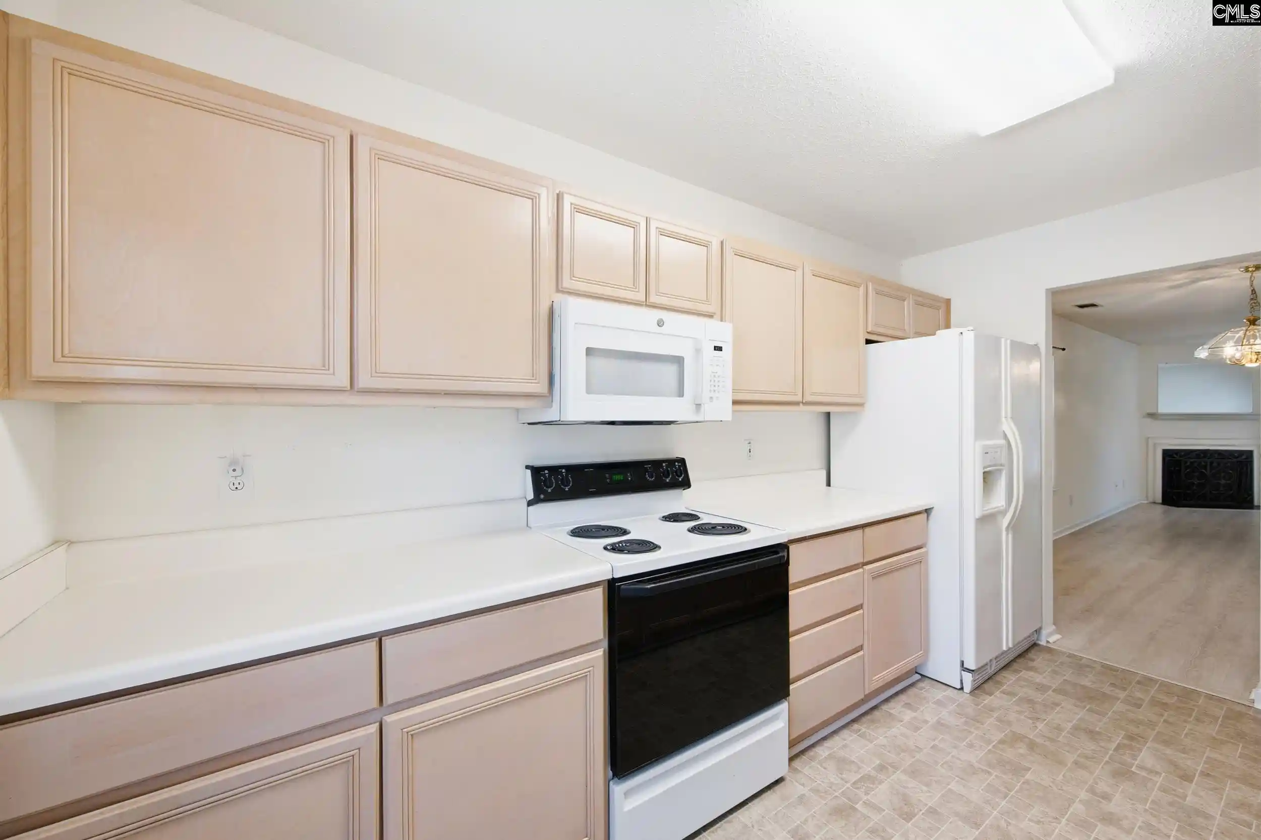 Photo 3 of Sale Pending at 41 Heritage Village, Columbia, SC 29212 | MLS# 634562 | Listing updated on 2026-08-27
