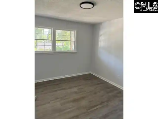 Homes for sale in West Columbia, SC | 141 Parkwood, West Columbia, SC | MLS# 634596