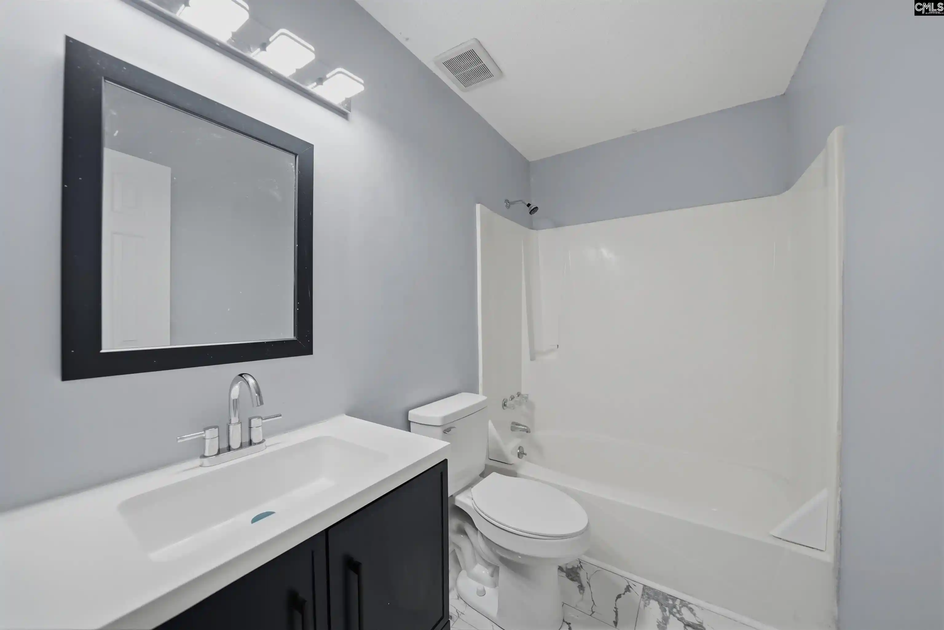 Photo 3 of Single family home for sale at 213 Southhampton, Irmo, SC 29063 | MLS# 634725 | Listing updated on 2026-09-02