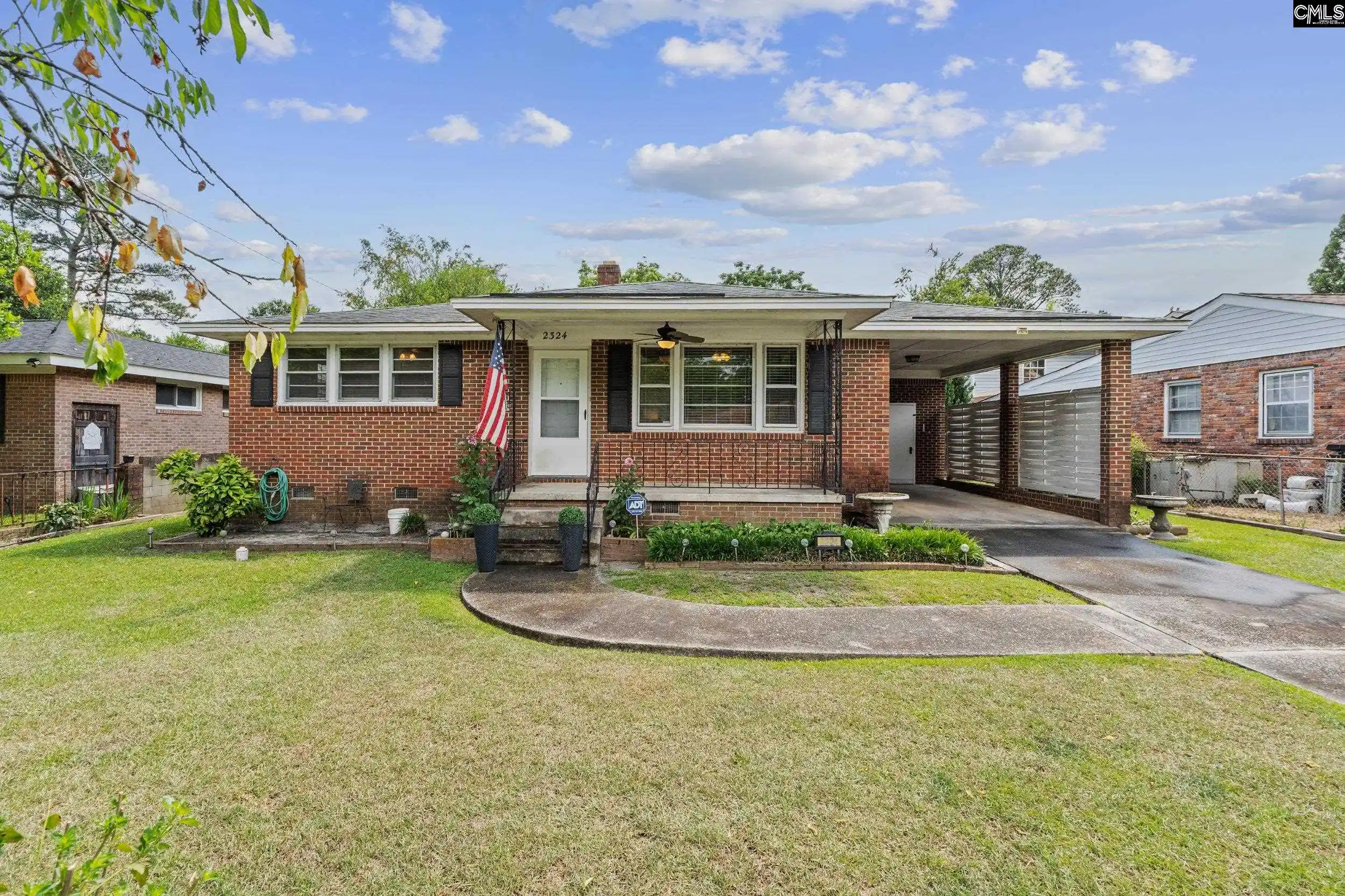 Homes for sale in Cayce, SC | 2324 Camelia, Cayce, SC 29033 | MLS# 635135