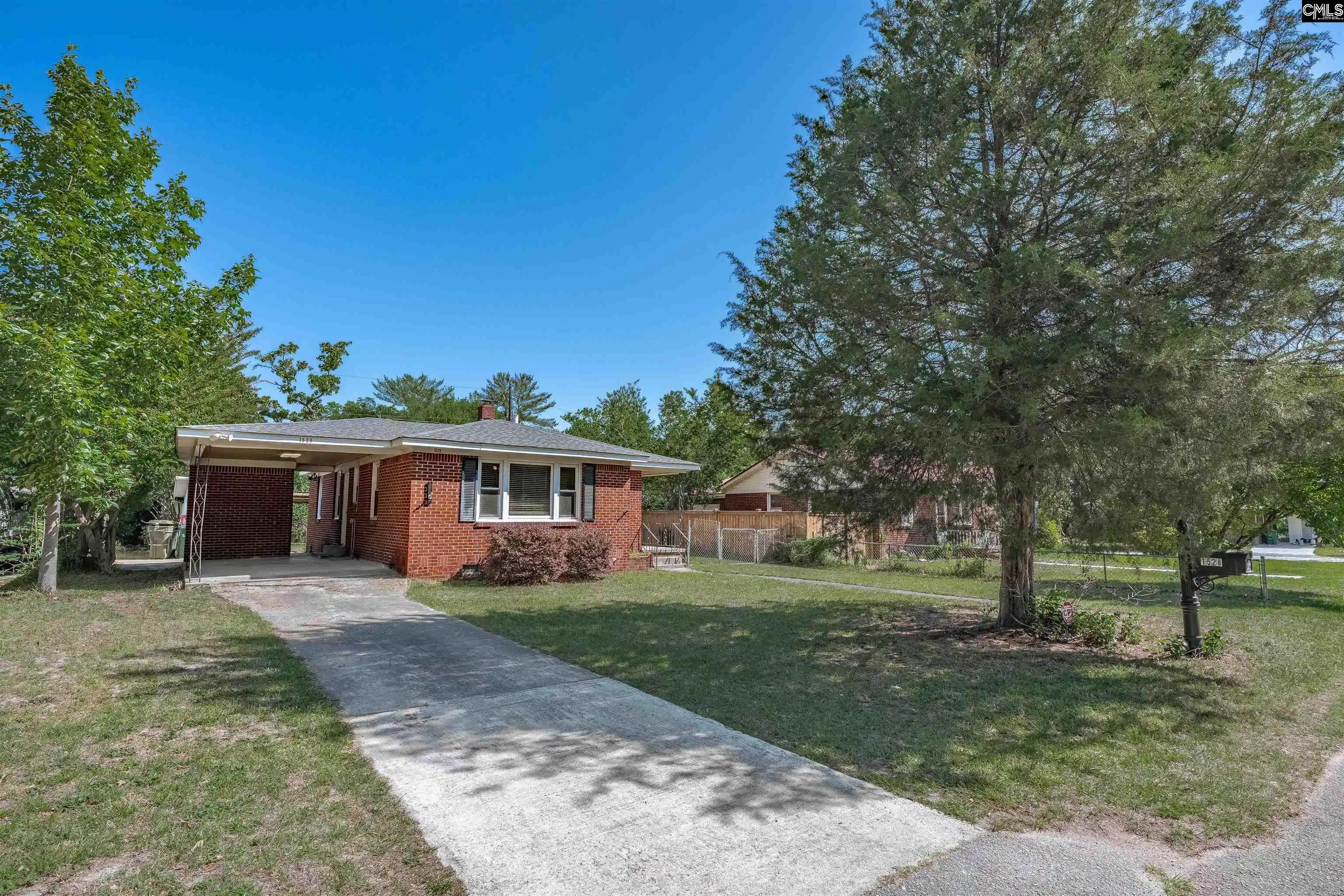 Homes for sale in Cayce, SC | 1528 Hazel, Cayce, SC 29033 | MLS# 635192