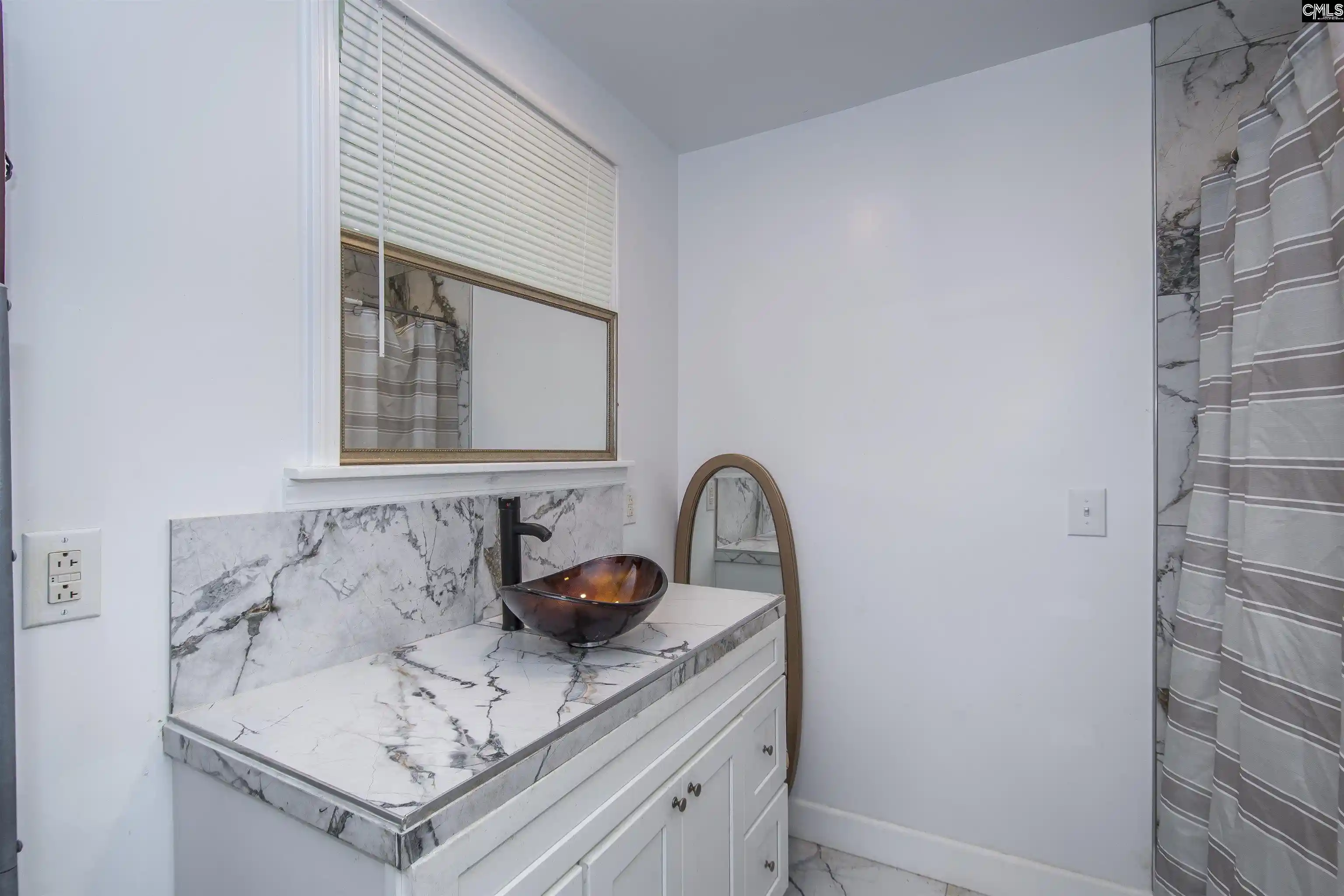 Photo 4 of Single family home for sale at 112 Stanford, Columbia, SC 29203 | MLS# 635560 | Listing updated on 2026-06-26