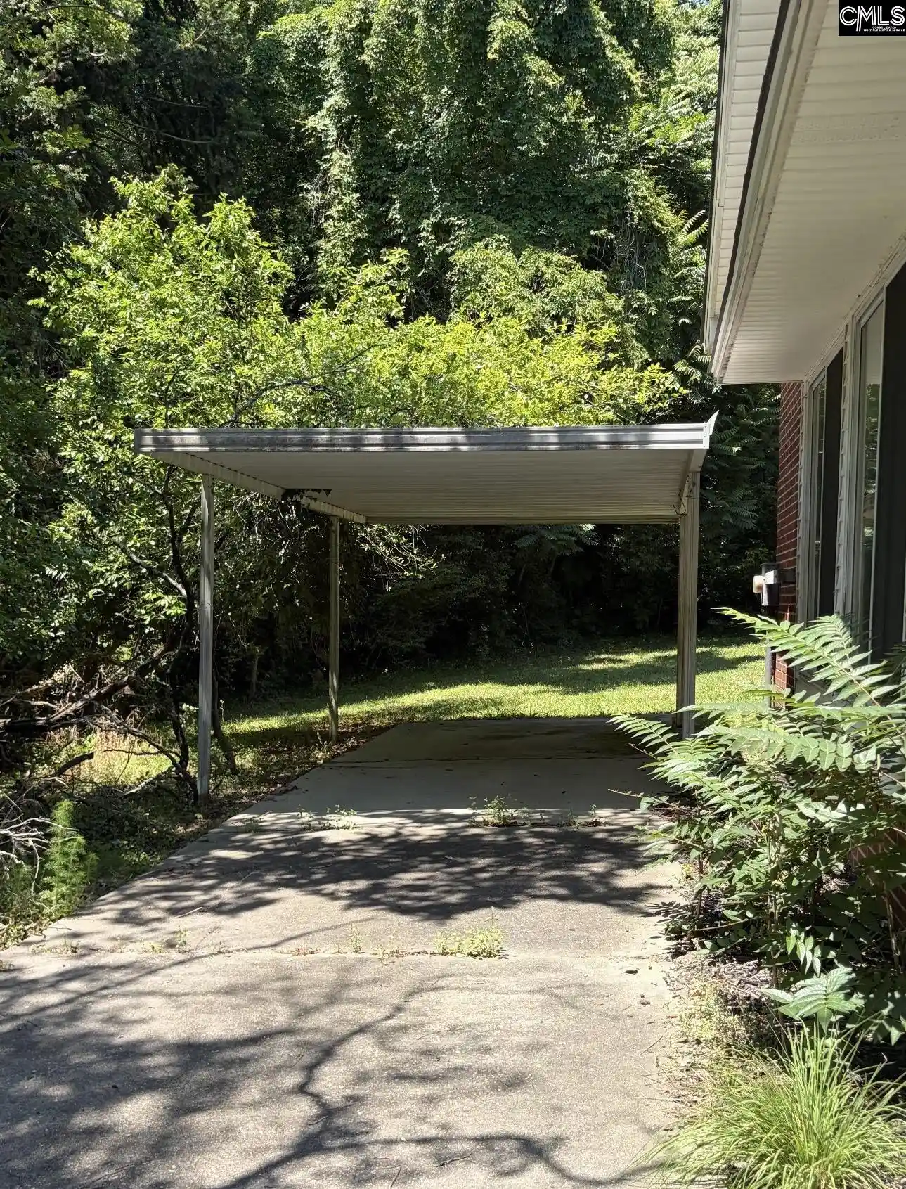 Photo 3 of Sale Pending at 2415 Oak Ln, Camden, SC 29020 | MLS# 635607 | Listing updated on 2026-07-27