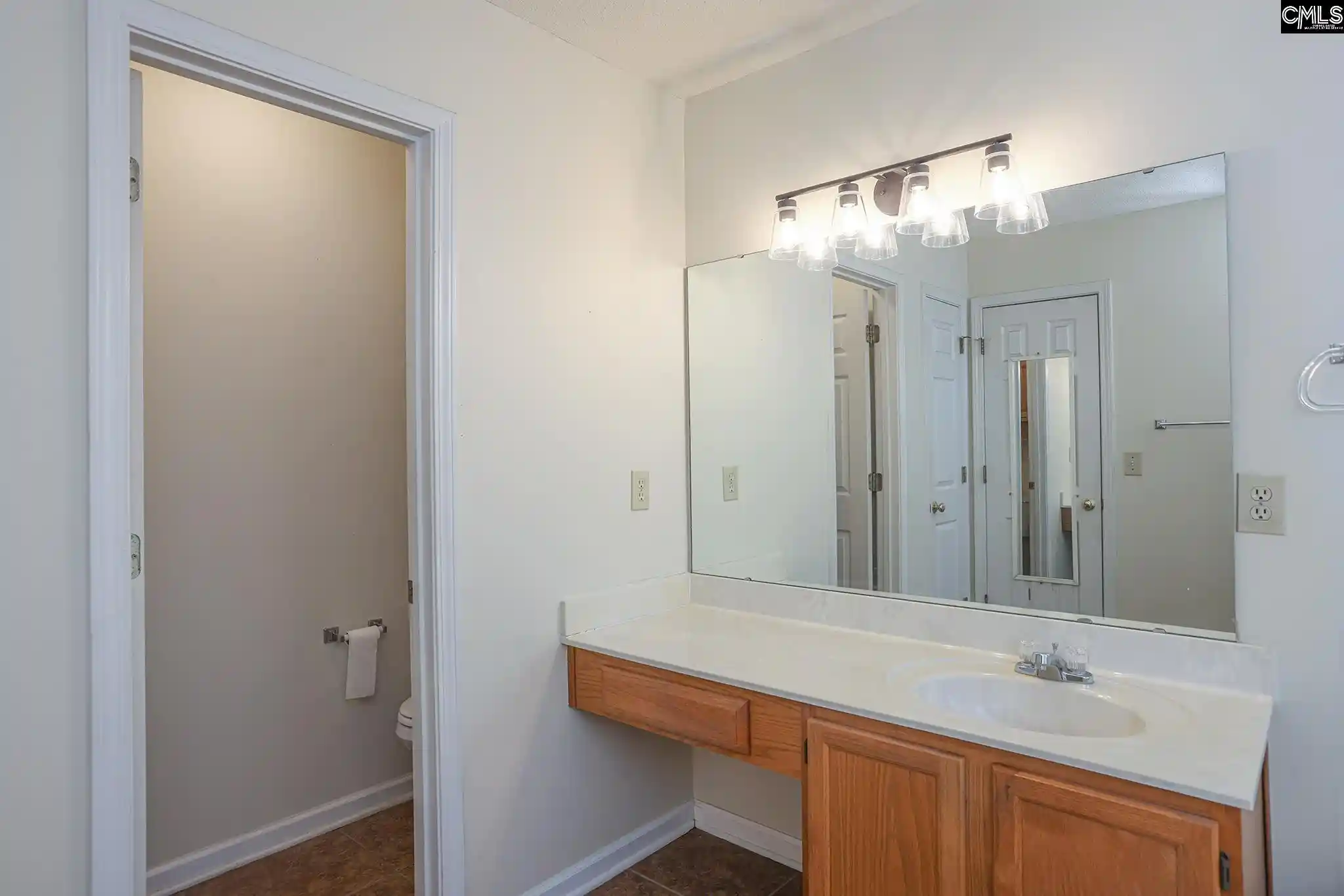 Photo 3 of Single family home for sale at 305 Hunters Ridge, Lexington, SC 29072 | MLS# 635751 | Listing updated on 2026-10-14