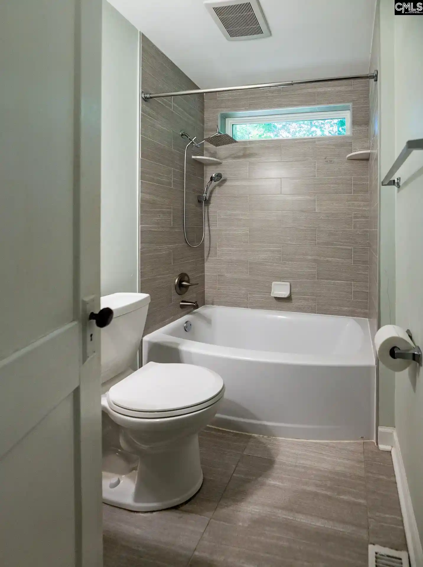 2nd image of 2237 Kingswood, Columbia, SC 29205 | MLS# 635845