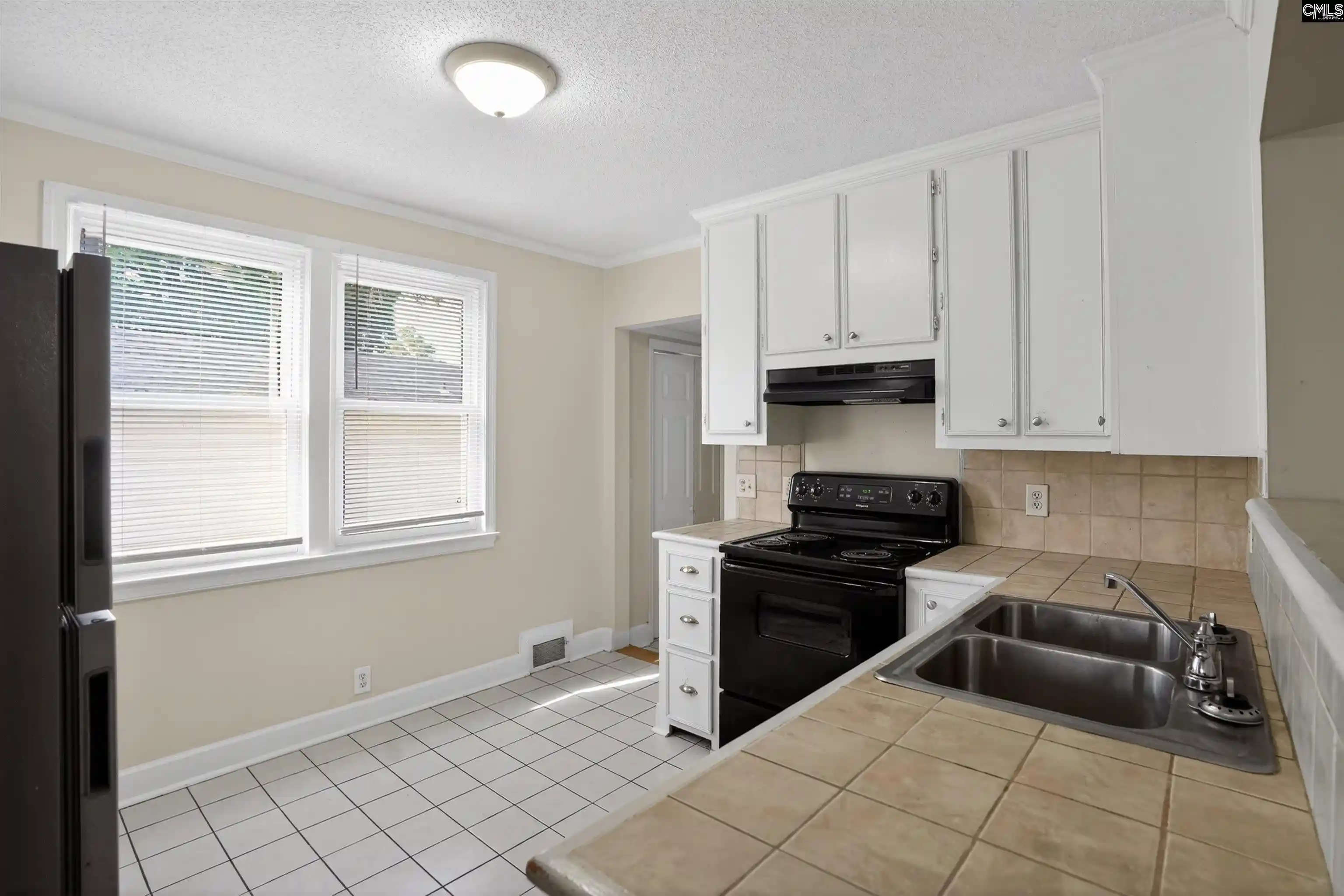Photo 4 of Sale Pending at 3915 Pearl, Columbia, SC 29203 | MLS# 636132 | Listing updated on 2026-08-25
