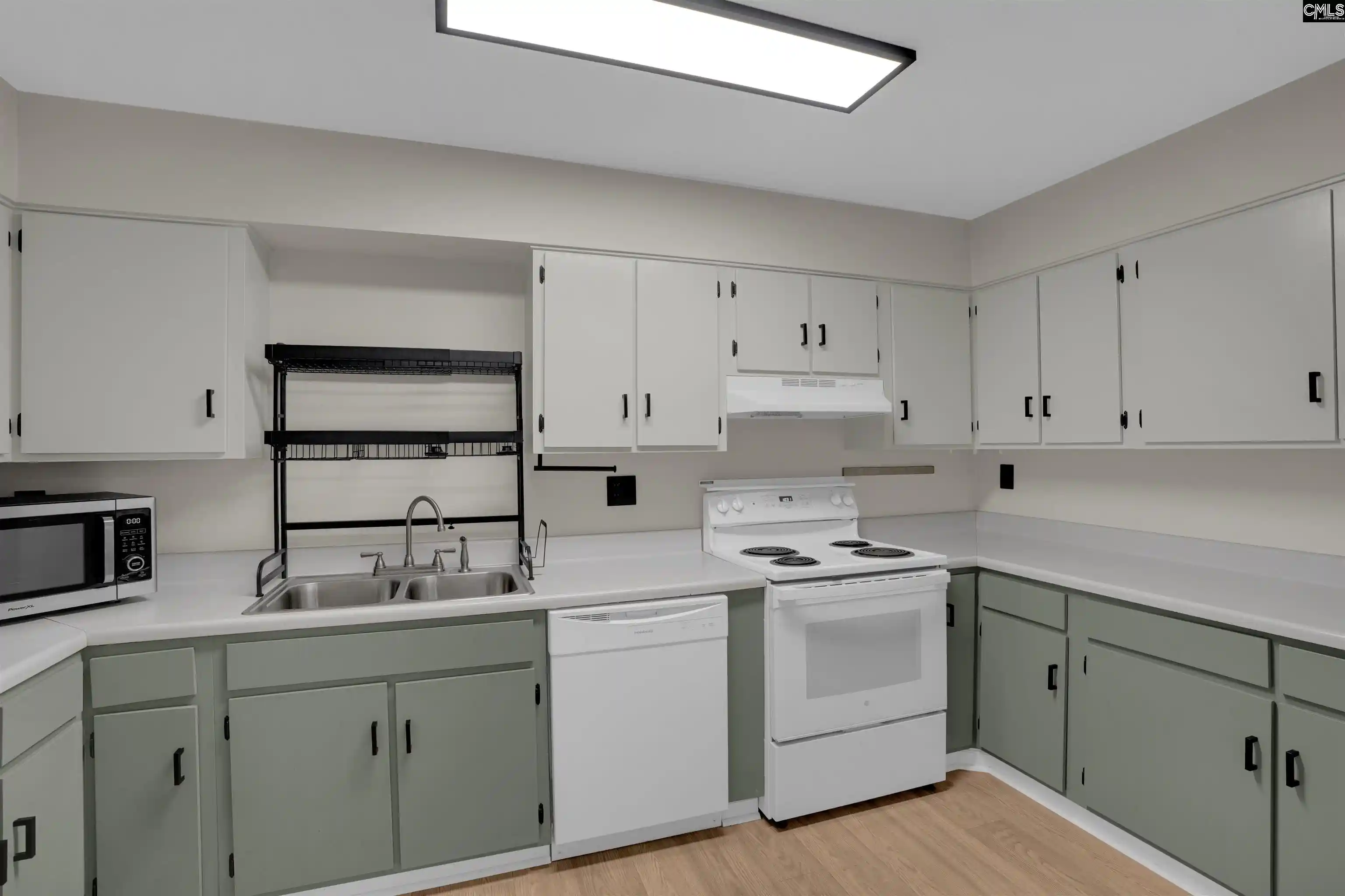 Photo 3 of Condo for sale at 1100 Skyland #K-3, Columbia, SC 29210 | MLS# 636136 | Listing updated on 2026-08-07