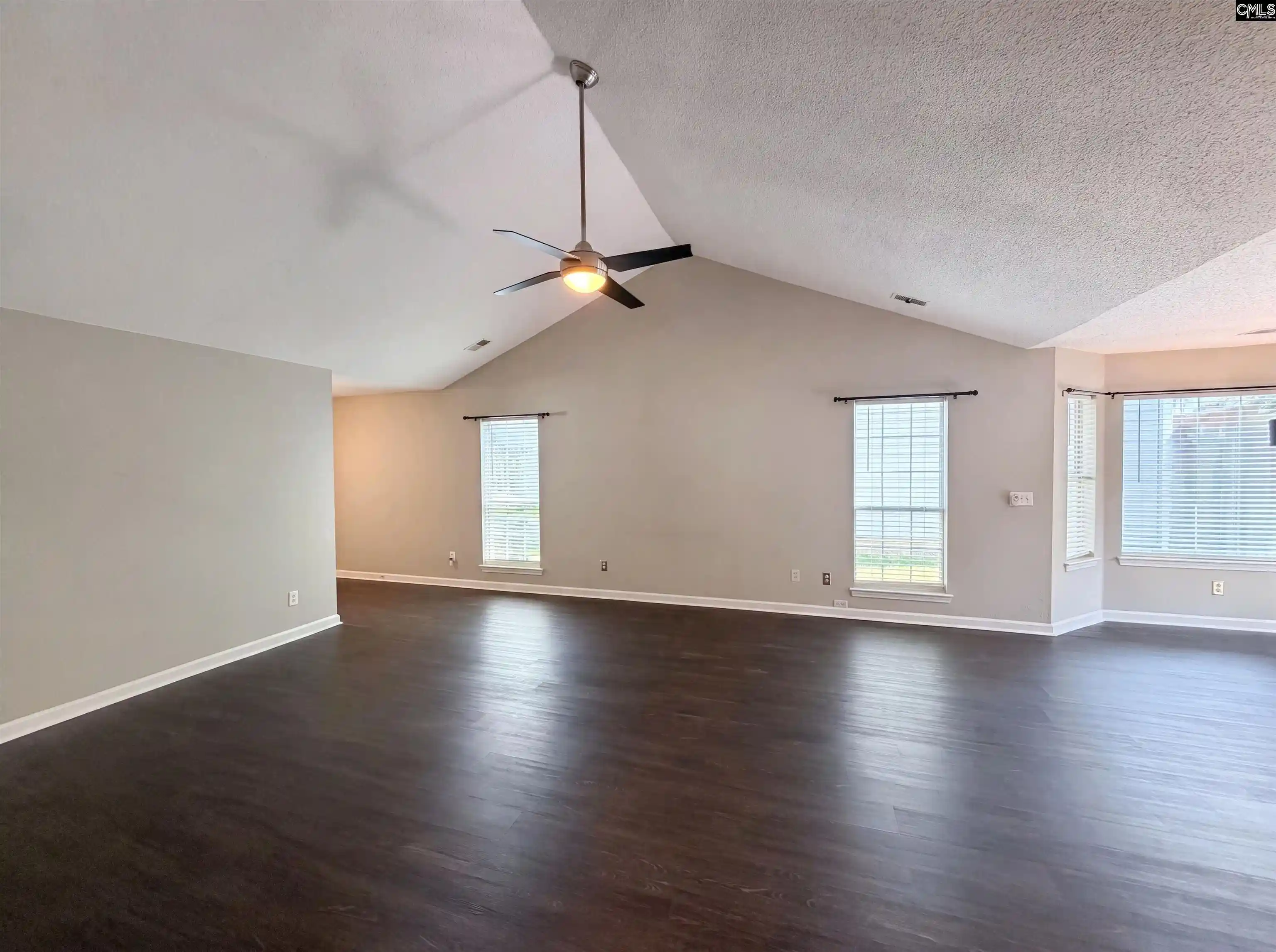 Photo 3 of Sale Pending at 4 Bucktail, Irmo, SC 29063 | MLS# 636259 | Listing updated on 2026-08-31