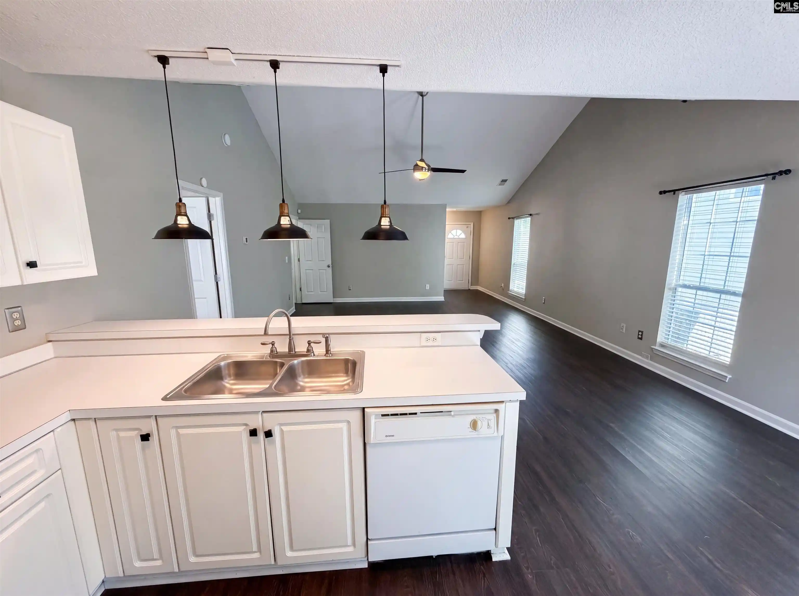 Photo 5 of Sale Pending at 4 Bucktail, Irmo, SC 29063 | MLS# 636259 | Listing updated on 2026-08-31