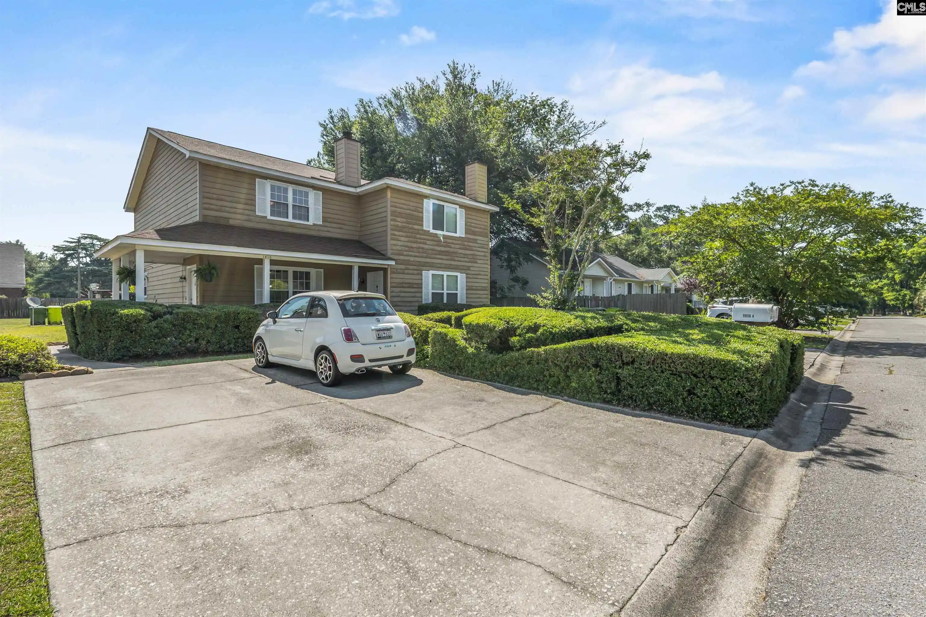 Townhouse for sale at 1910 Greenoaks #A, Columbia, SC 29206 | MLS# 636297