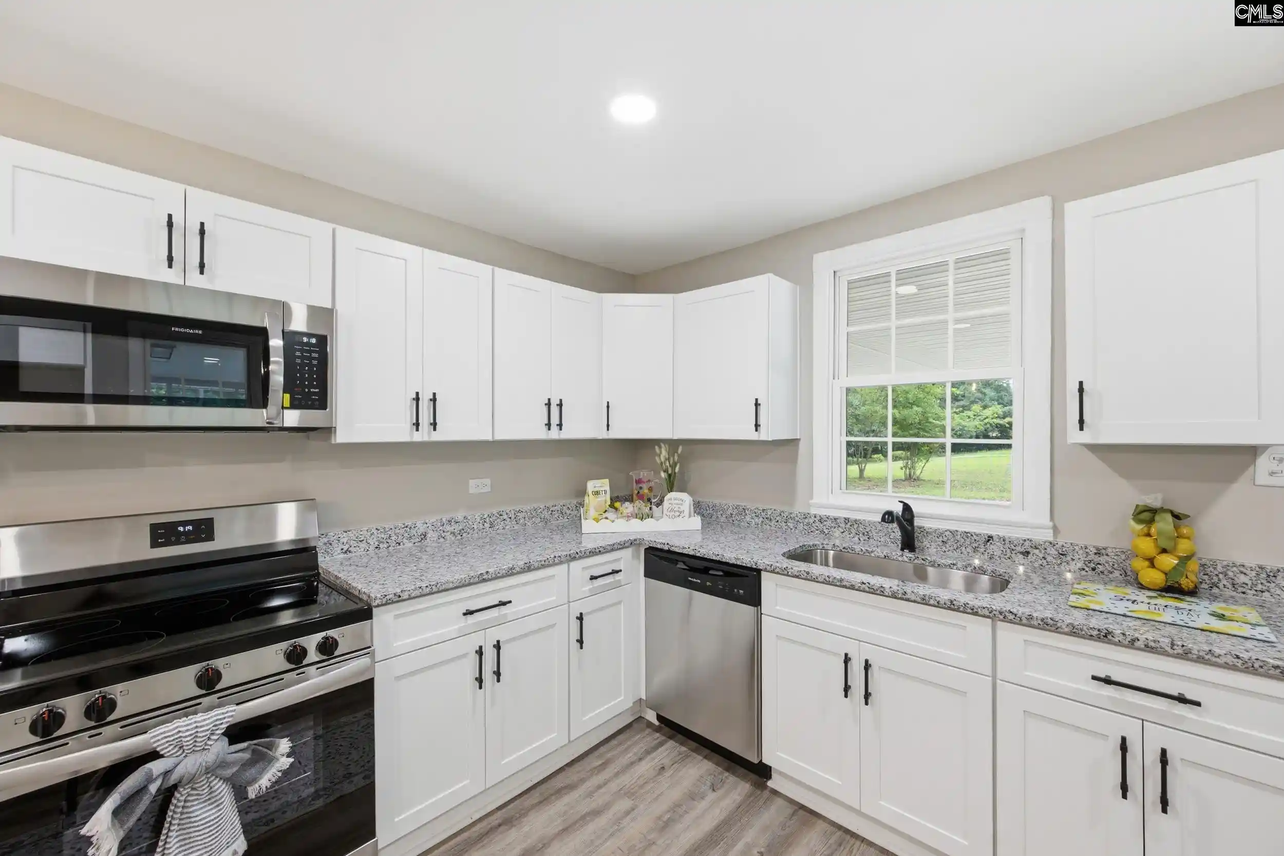 Photo 3 of Single family home for sale at 266 Chippewa, Columbia, SC 29210 | MLS# 636396 | Listing updated on 2026-09-16