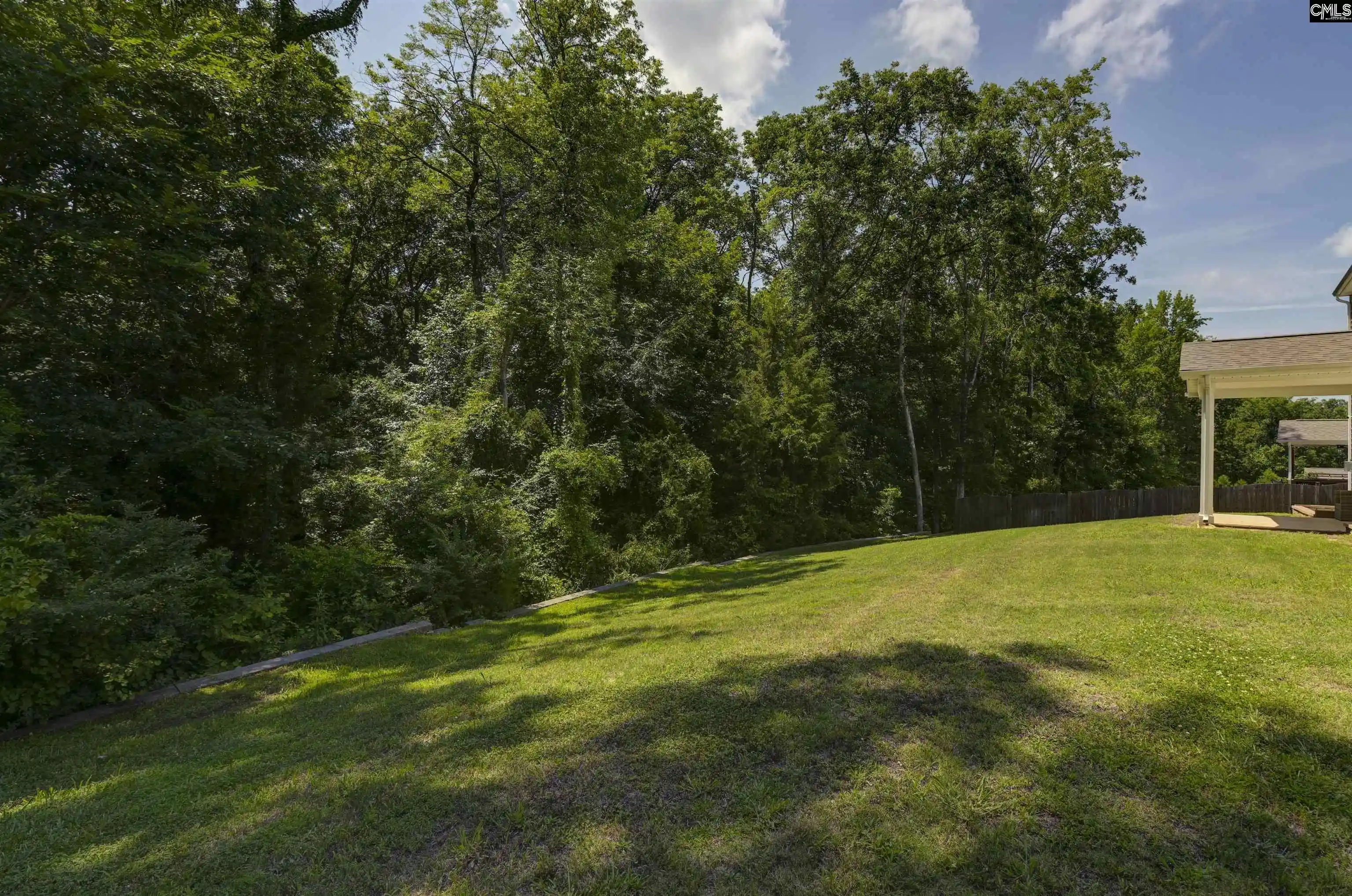 Photo 5 of Single family home for sale at 582 Stone Hollow, Irmo, SC 29063 | MLS# 636581 | Listing updated on 2026-07-19