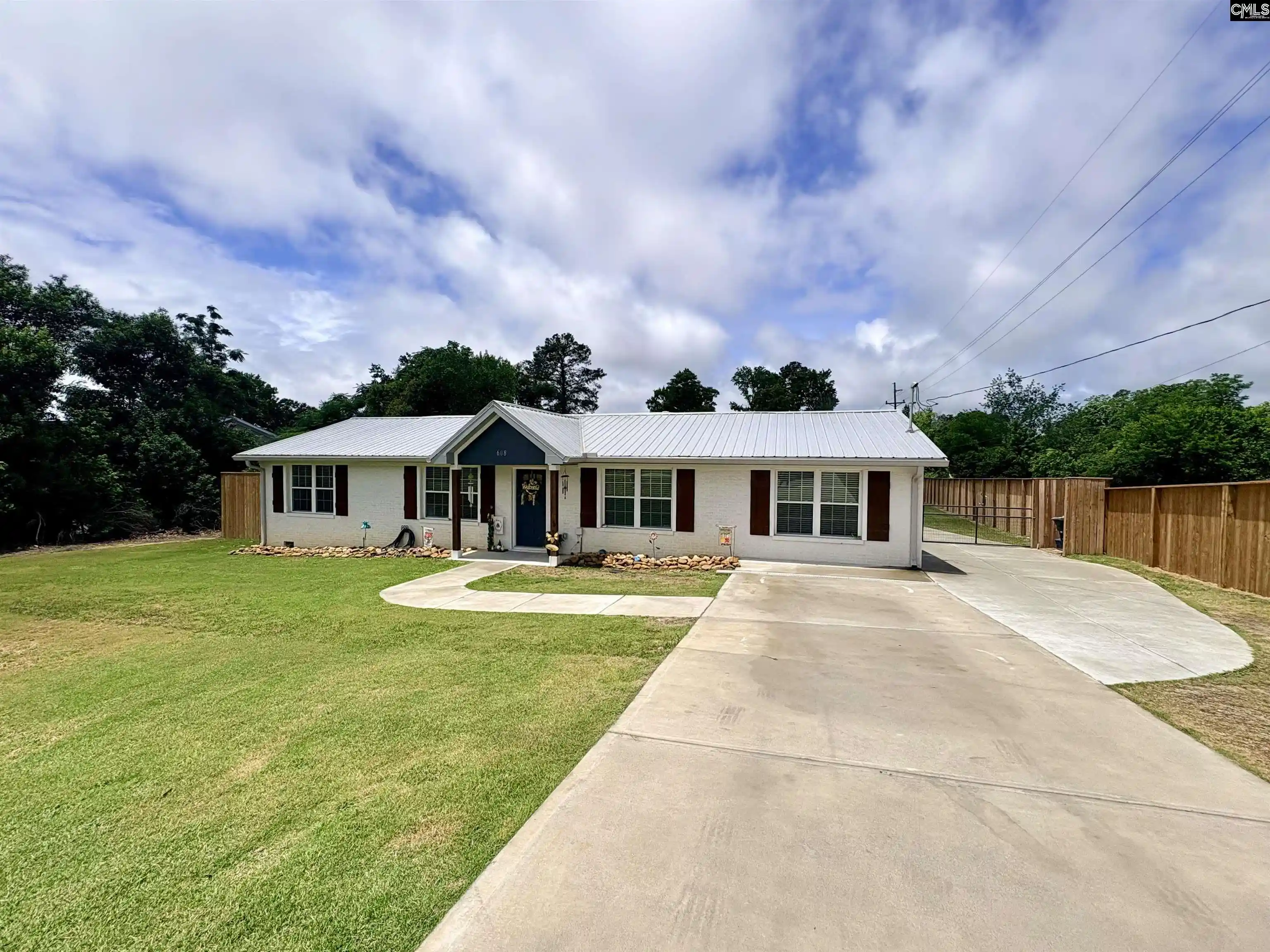 1st image of 608 Old Edgefield, North Augusta, SC 29841 | MLS# 636656
