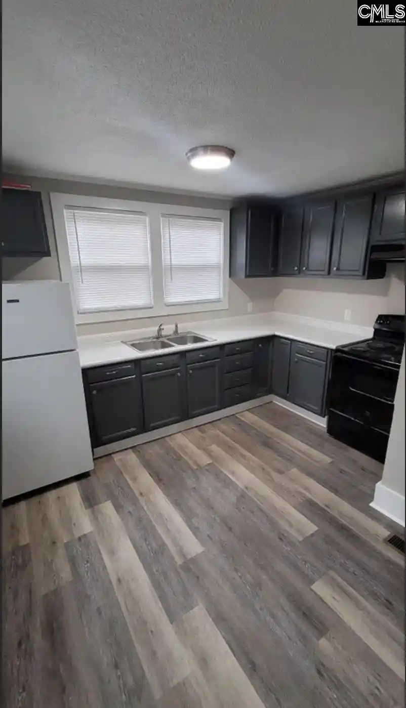 Photo 3 of Multi family home for sale at 4017 Ensor, Columbia, SC 29023 | MLS# 636721 | Listing updated on 2026-08-17