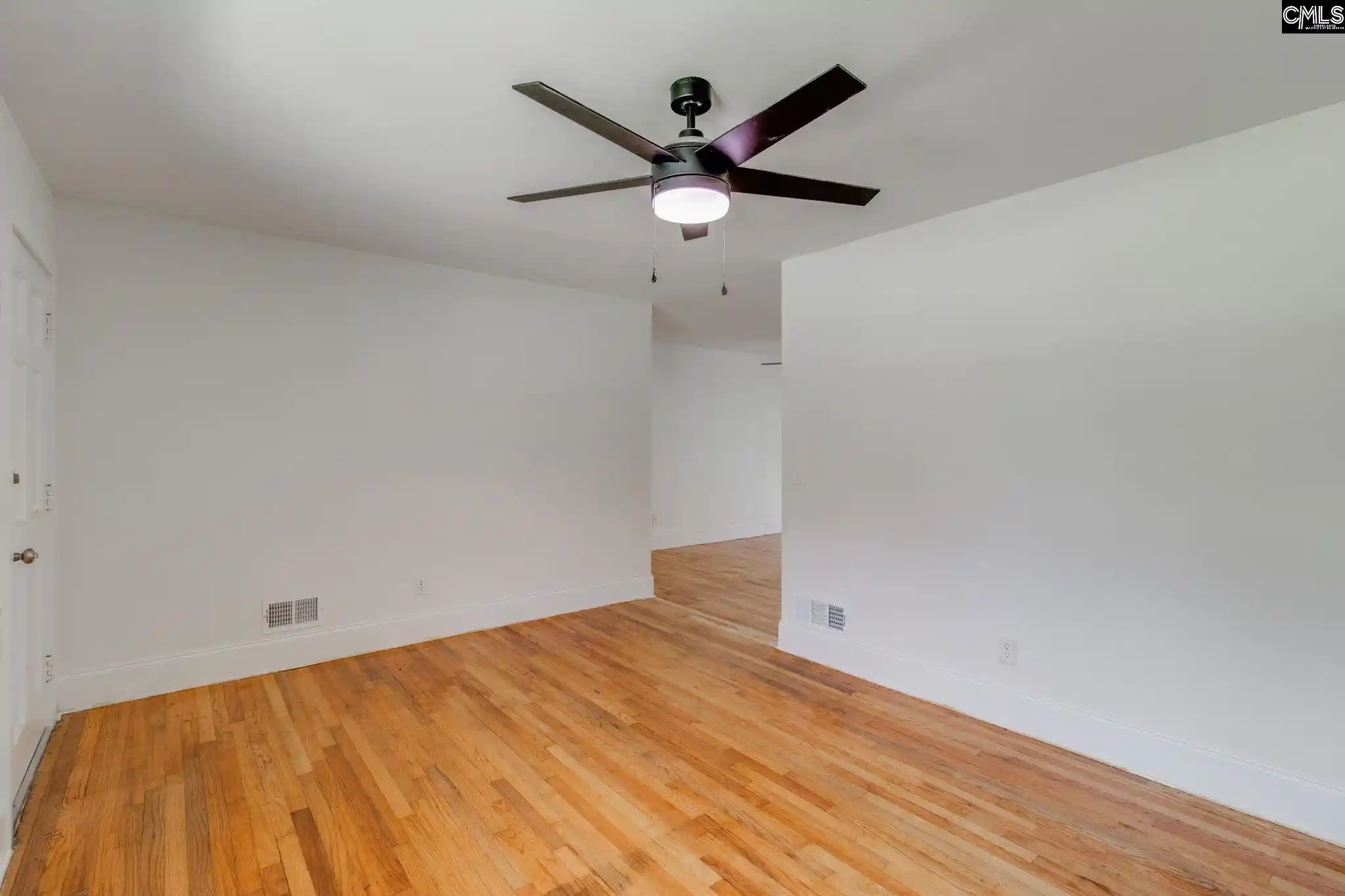 Photo 2 of Single family home for sale at 916 Newnham, Columbia, SC 29210 | MLS# 636751 | Listing updated on 2026-09-14