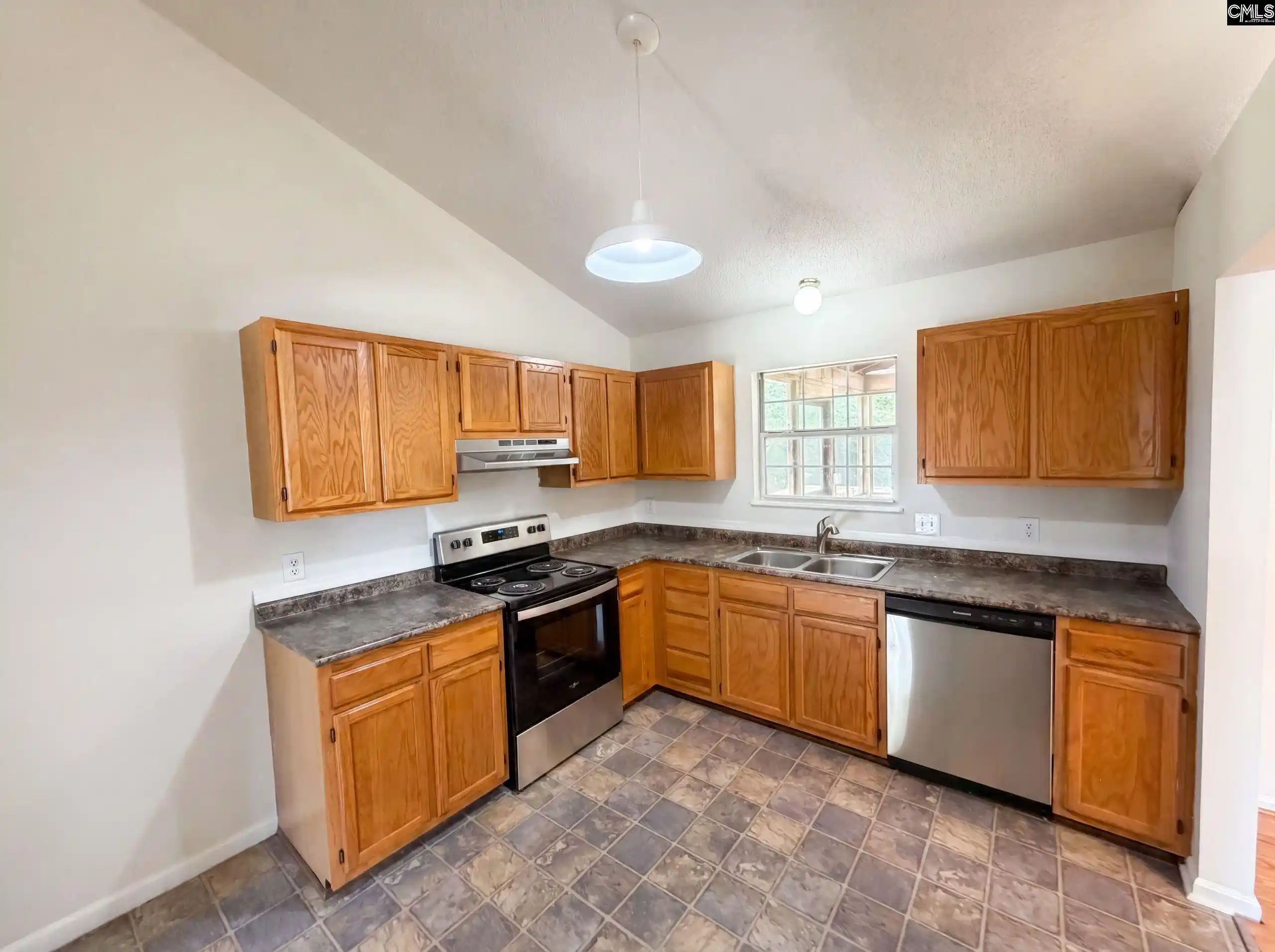 Photo 3 of Single family home for sale at 163 Stonewood, West Columbia, SC 29170 | MLS# 636904 | Listing updated on 2026-08-27