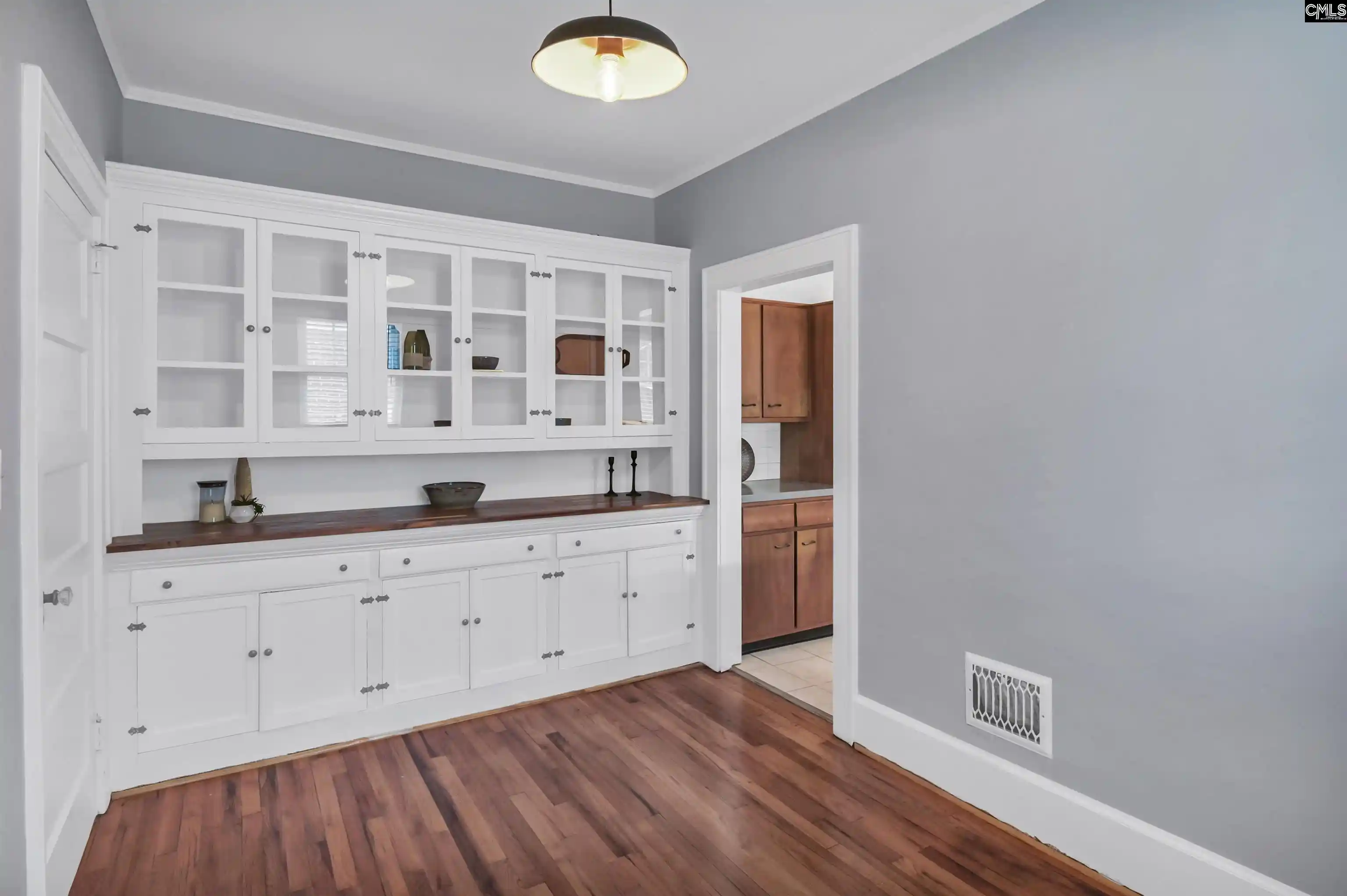 Photo 3 of Single family home for sale at 3403 Abingdon, Columbia, SC 29203 | MLS# 636958 | Listing updated on 2026-09-16