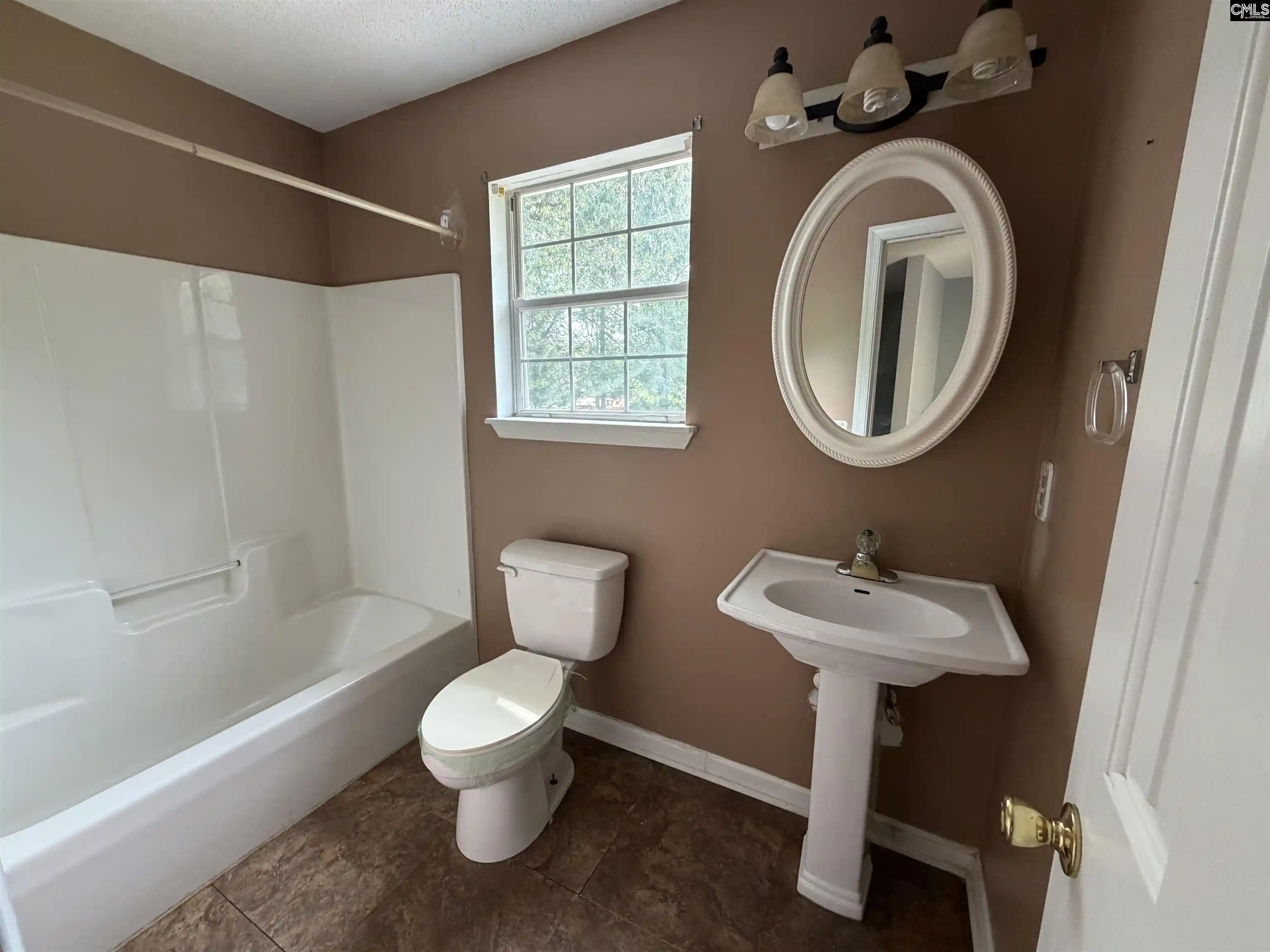 Photo 3 of Sale Pending at 7 Shadow Grey, Columbia, SC 29223 | MLS# 637014 | Listing updated on 2026-08-13