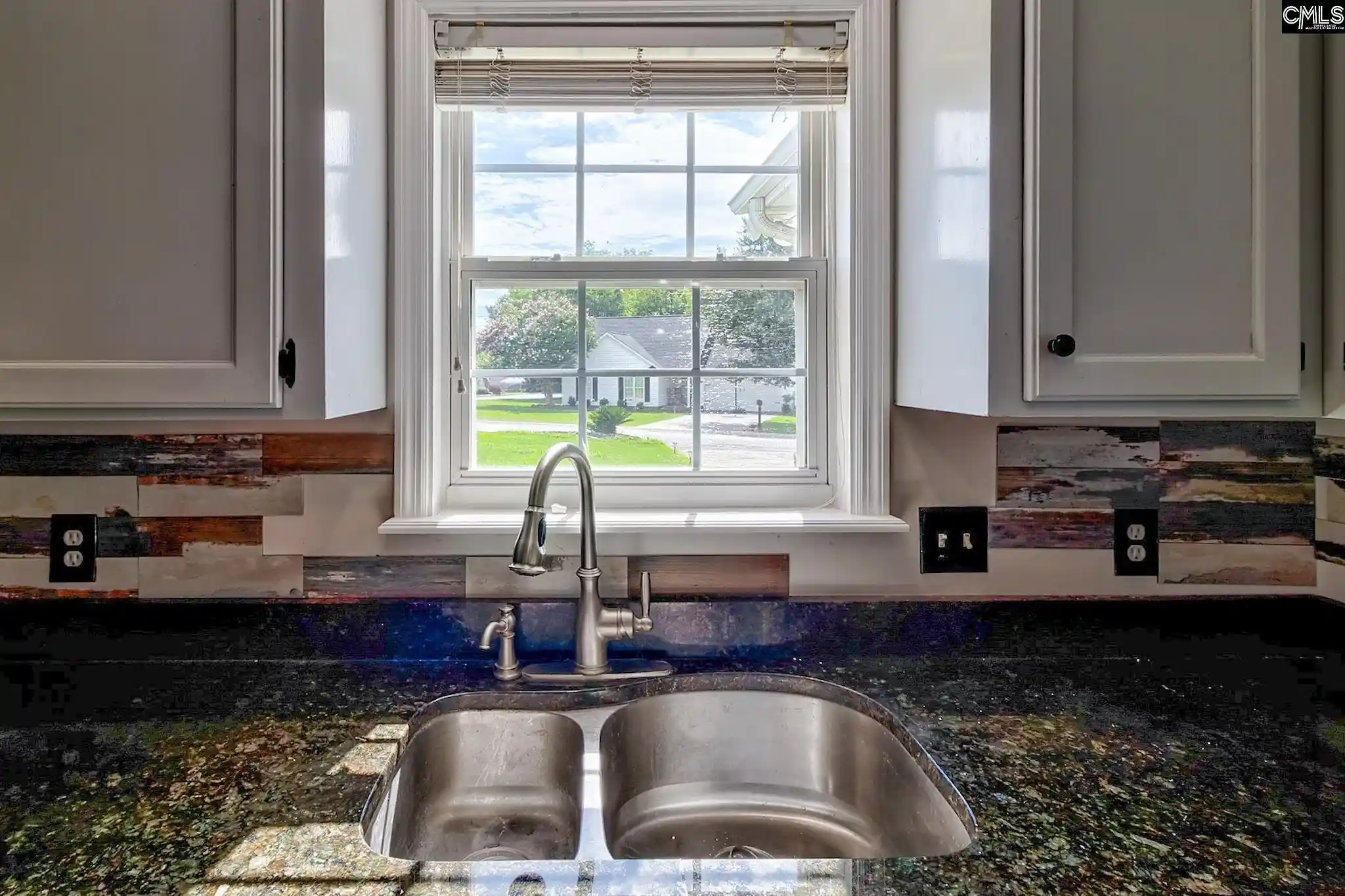 Photo 4 of Sale Pending at 3 Walnut Grove Way, Irmo, SC 29063 | MLS# 637180 | Listing updated on 2026-07-23