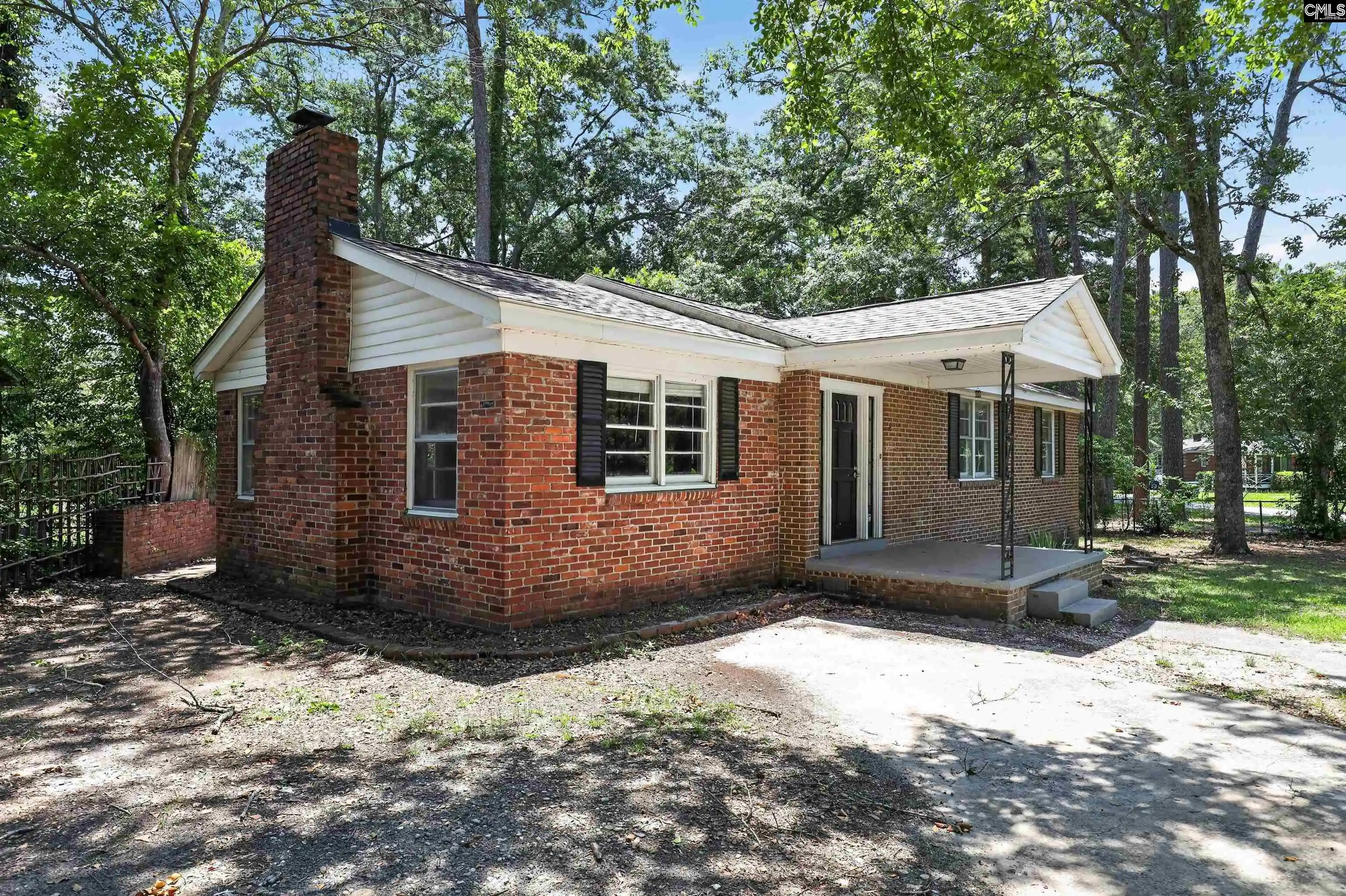 Photo 1 of Single family home for sale at 8 Holiday, Columbia, SC 29206 | MLS# 637376 | Listing updated on 2026-08-28