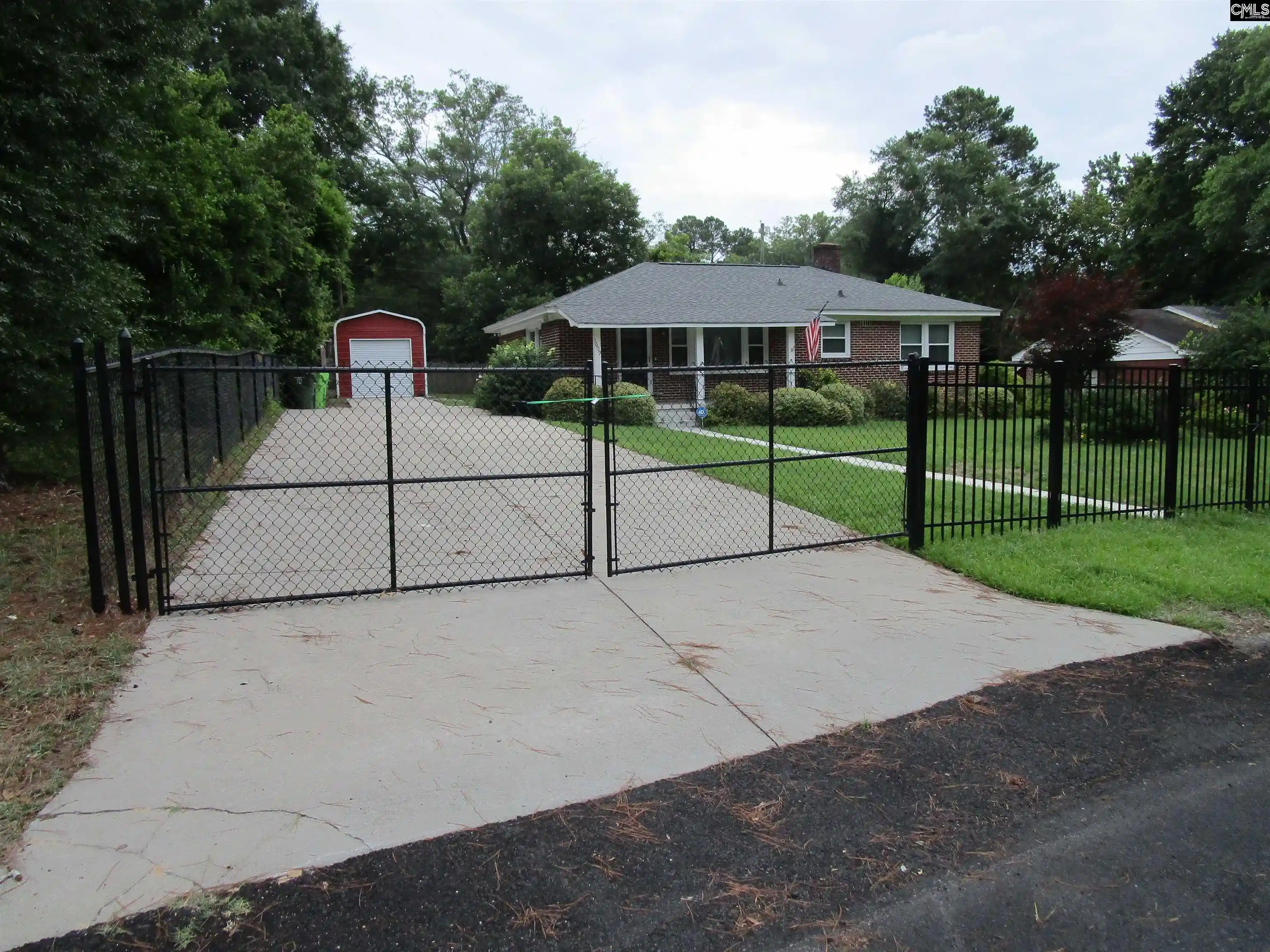 Photo 1 of Single family home for sale at 1609 Mccaw, Columbia, SC 29204 | MLS# 637399 | Listing updated on 2026-08-26