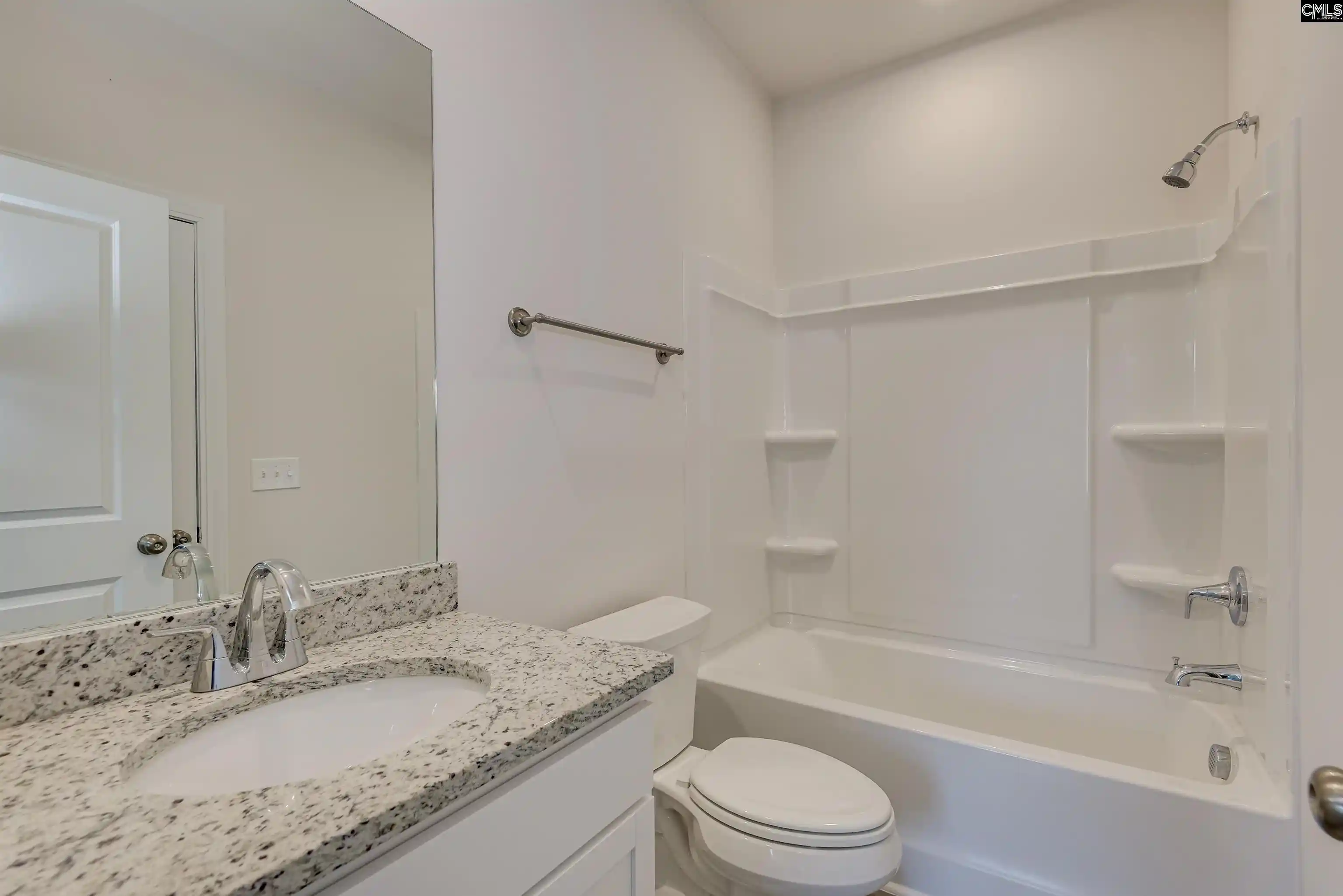 Photo 4 of Single family home for sale at 916 Oak Valley, Blythewood, SC 29016 | MLS# 637490 | Listing updated on 2026-08-27