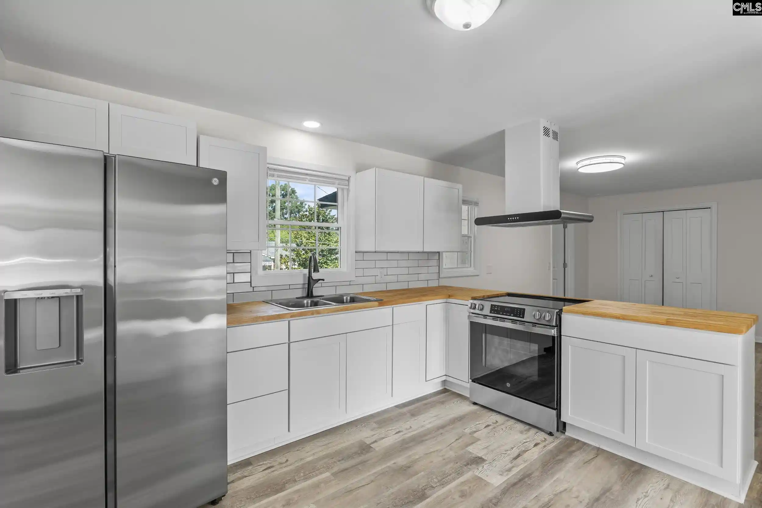 Photo 3 of Single family home for sale at 415 Eldorado, Columbia, SC 29203 | MLS# 637555 | Listing updated on 2026-09-29