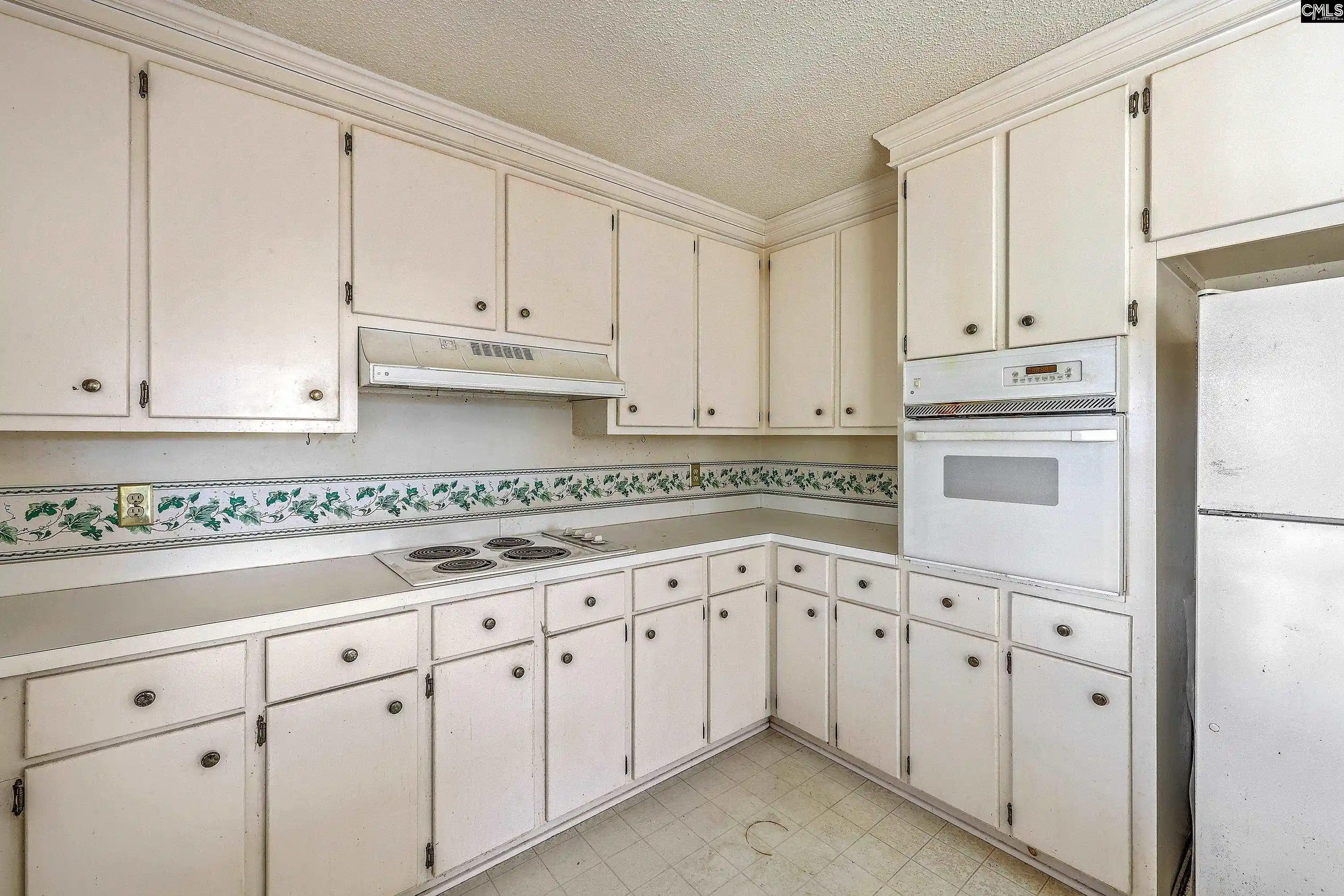 Photo 5 of Single family home for sale at 131 S Cove, West Columbia, SC 29170 | MLS# 637768 | Listing updated on 2026-07-29