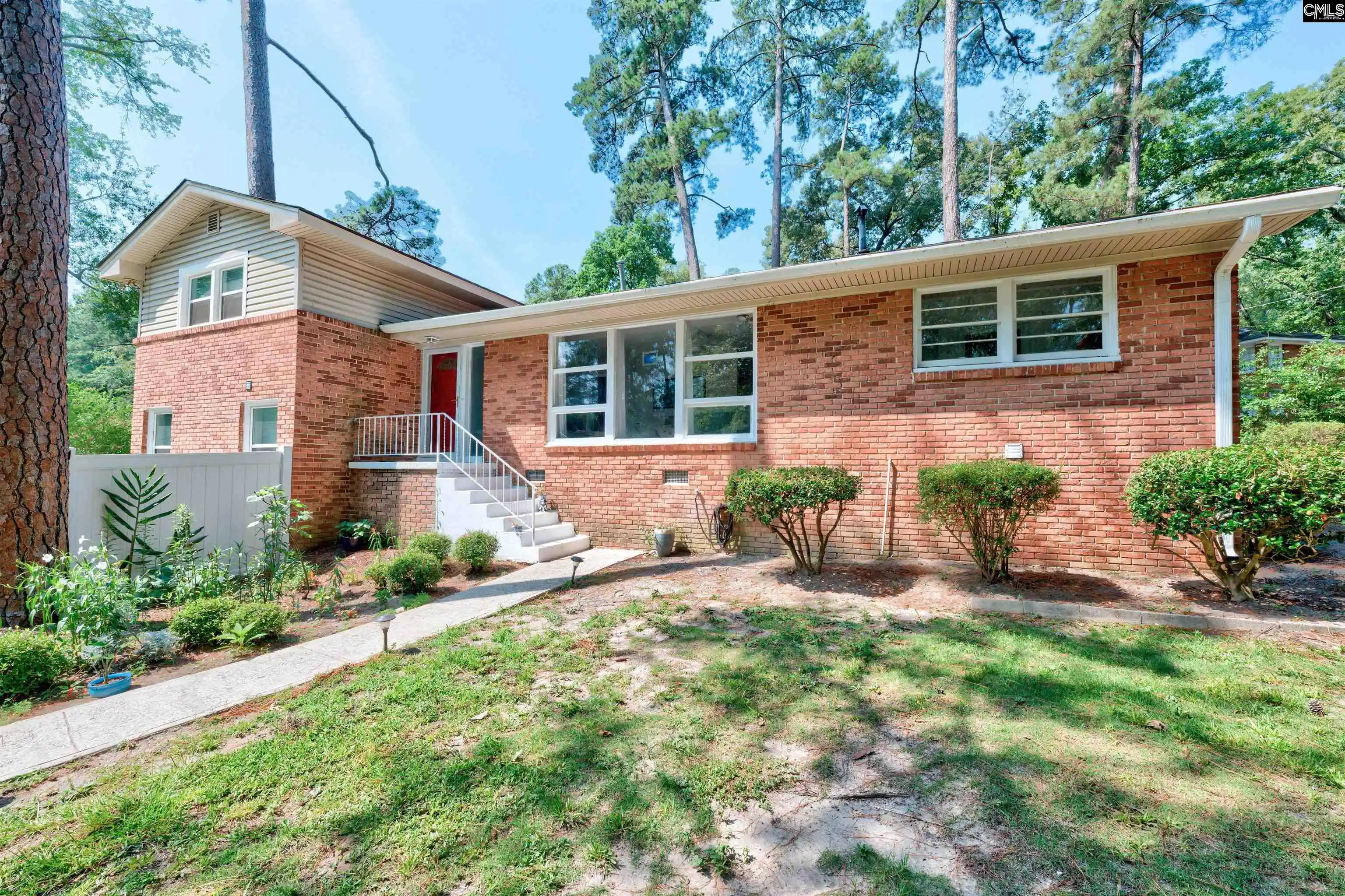 Photo 1 of Single family home for sale at 3422 Foxhall, Columbia, SC 29204 | MLS# 637966 | Listing updated on 2026-09-04