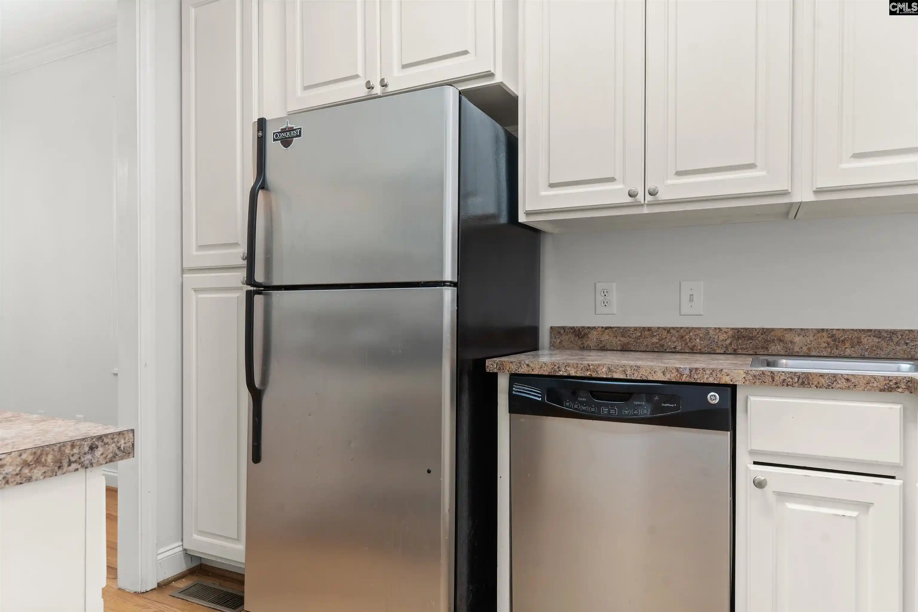 Photo 3 of Townhouse for sale at 399 Wormwood, Columbia, SC 29209 | MLS# 637987 | Listing updated on 2026-08-29