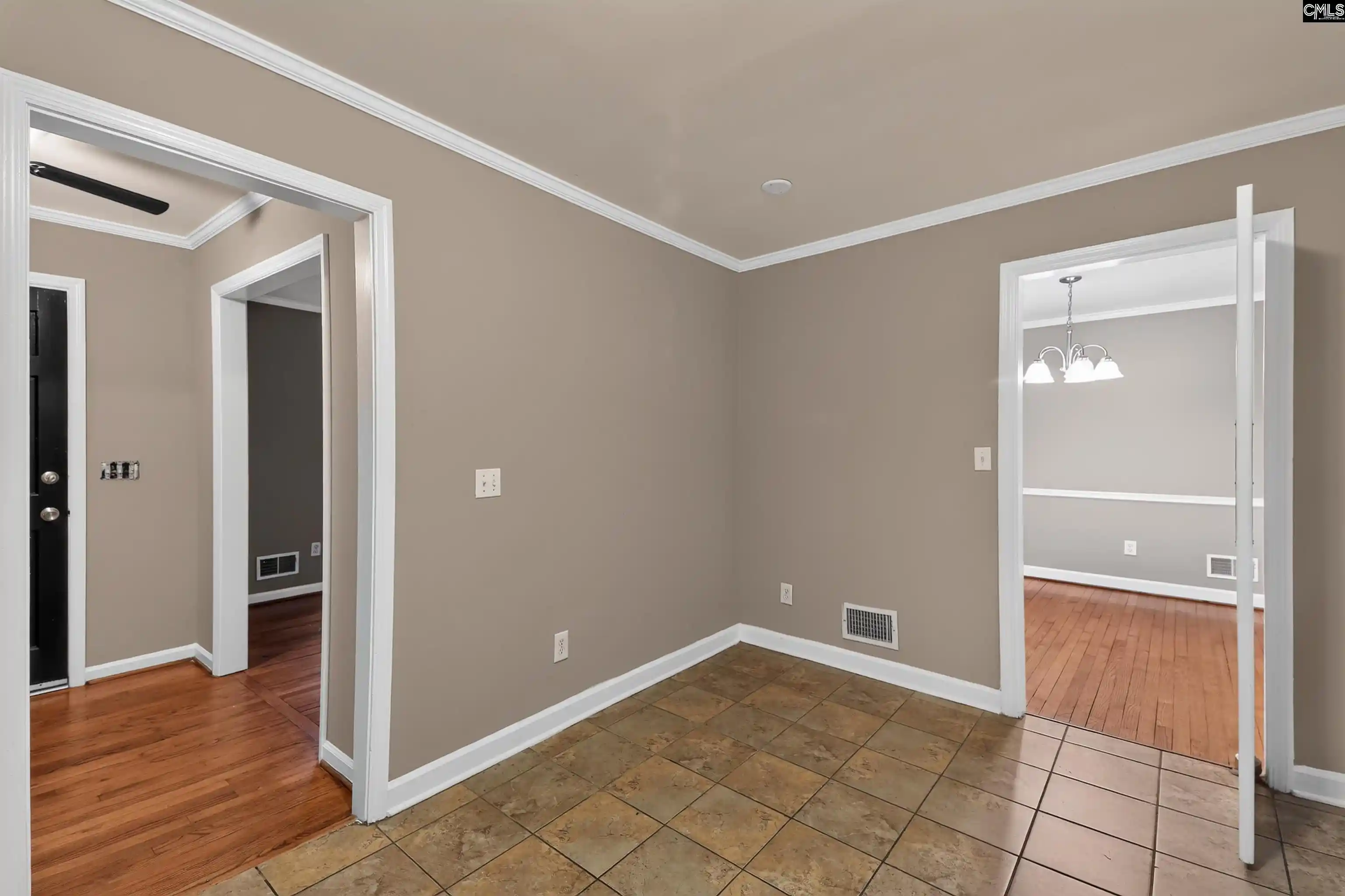 Photo 3 of Single family home for sale at 501 Old Friars, Columbia, SC 29210 | MLS# 638028 | Listing updated on 2026-09-03
