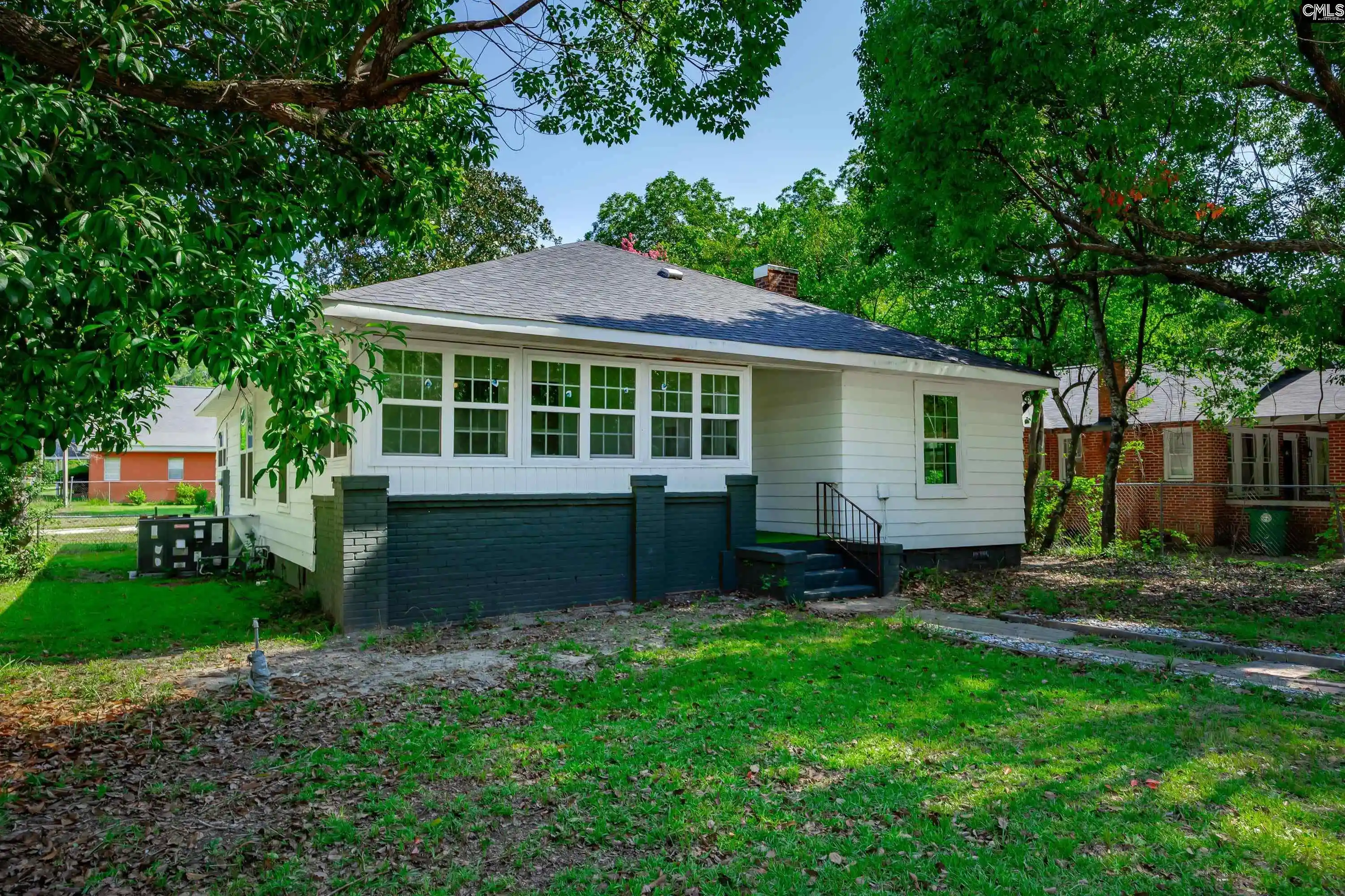 Photo 1 of Single family home for sale at 822 Chesnut, Camden, SC 29020 | MLS# 638060 | Listing updated on 2026-09-05