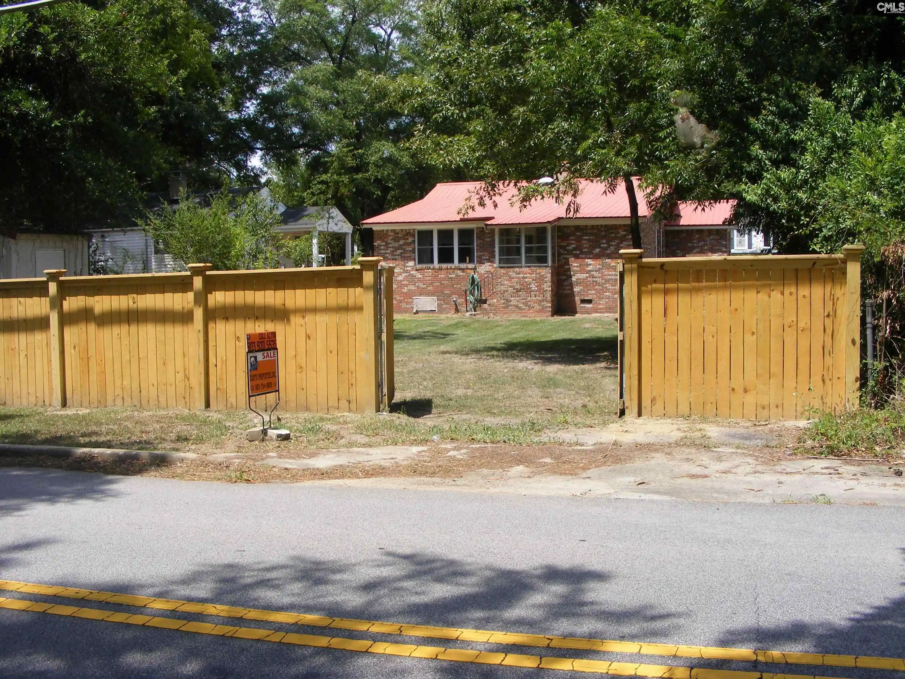Photo 3 of Single family home for sale at 606 Hemhill, Columbia, SC 29205 | MLS# 638116 | Listing updated on 2026-08-24