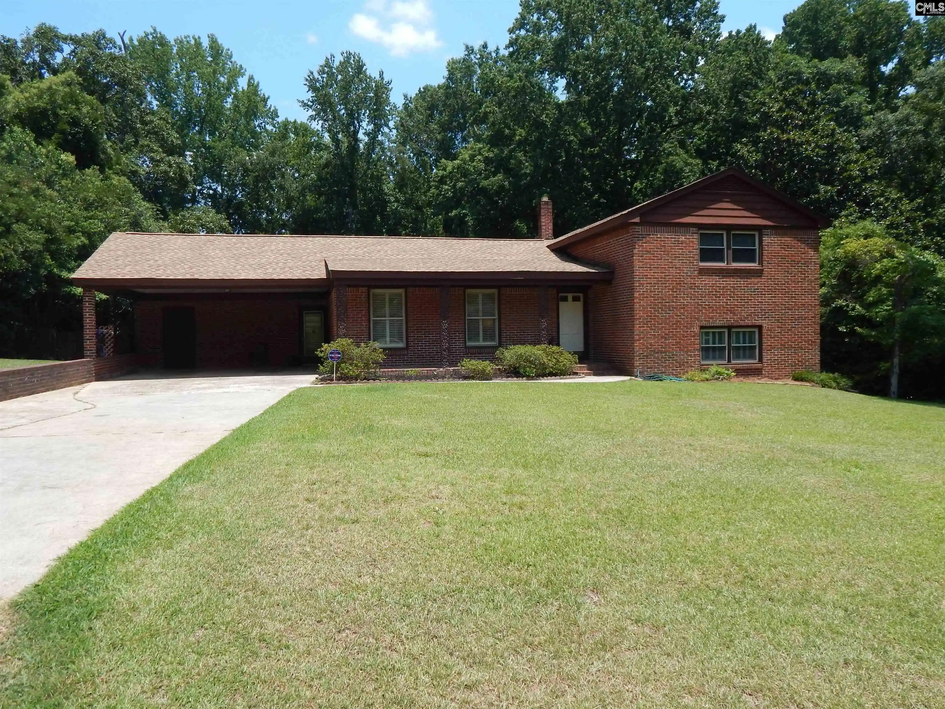 Photo 1 of Sale Pending at 924 Brantley, Columbia, SC 29210 | MLS# 638148 | Listing updated on 2026-09-15