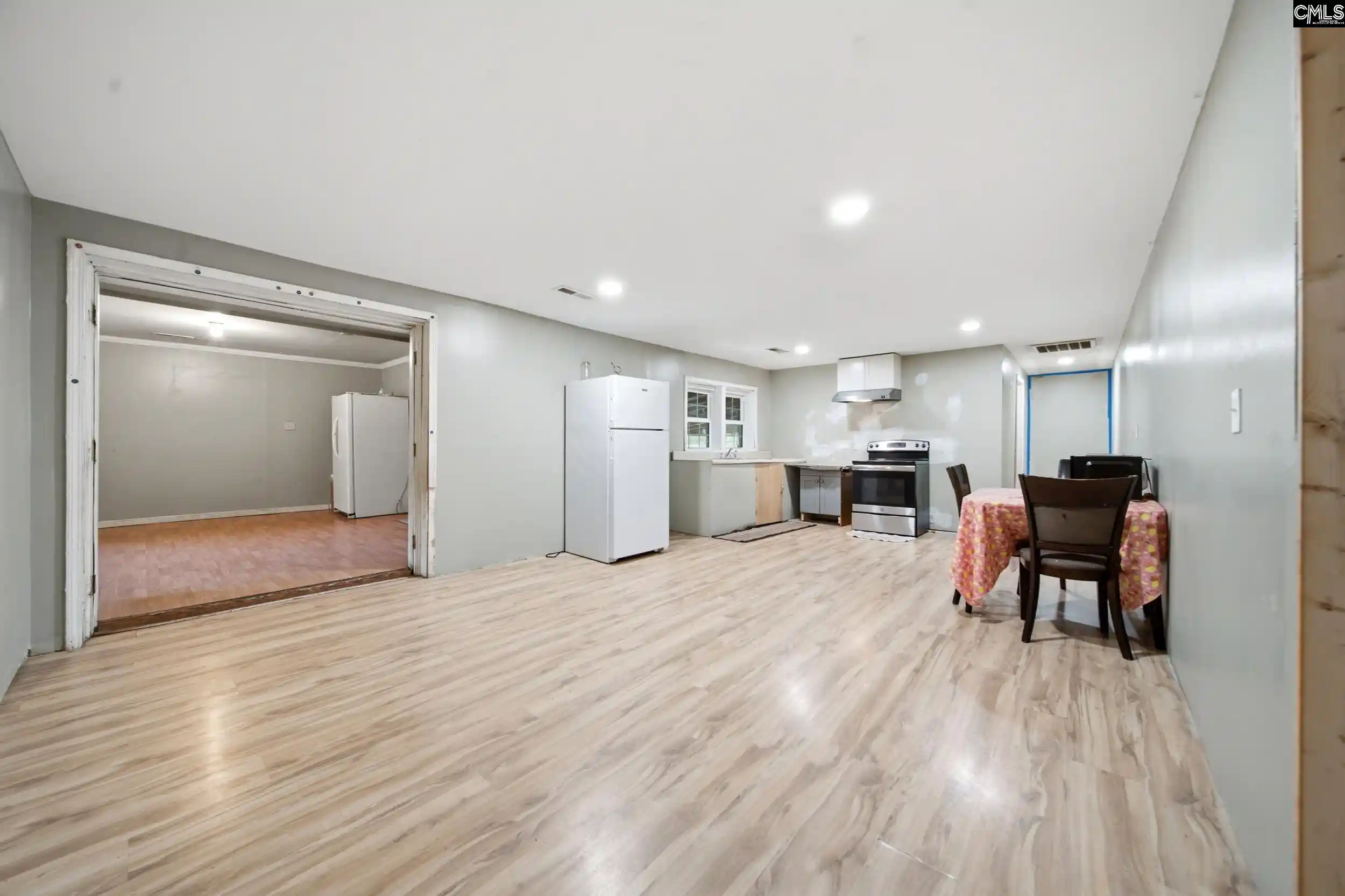 Photo 2 of Sale Pending at 805 Murry, Sumter, SC 29150 | MLS# 638242 | Listing updated on 2026-09-03
