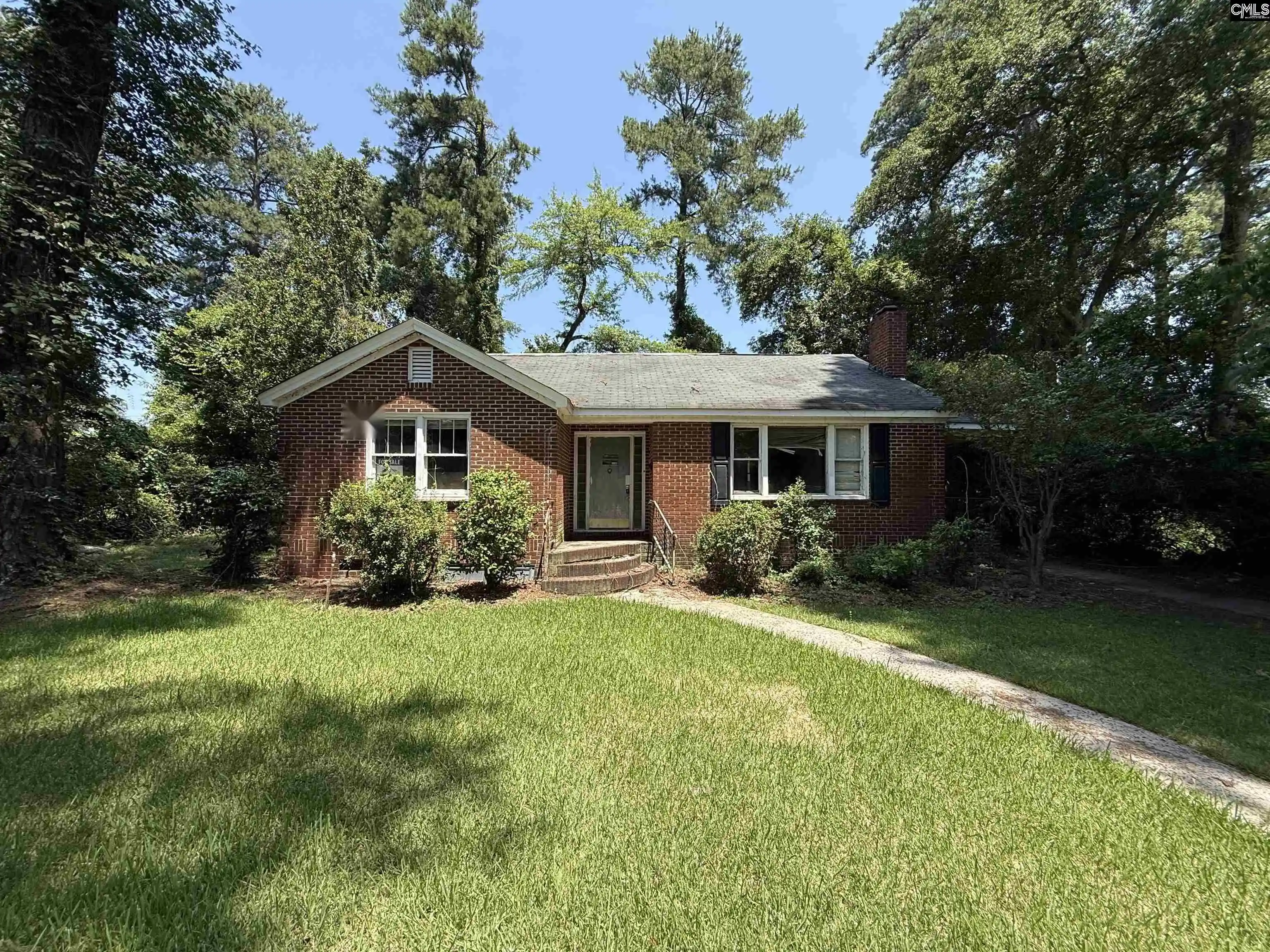 Homes for sale in Cayce, SC | 718 Michaelmas, Cayce, SC 29033 | MLS# 638261