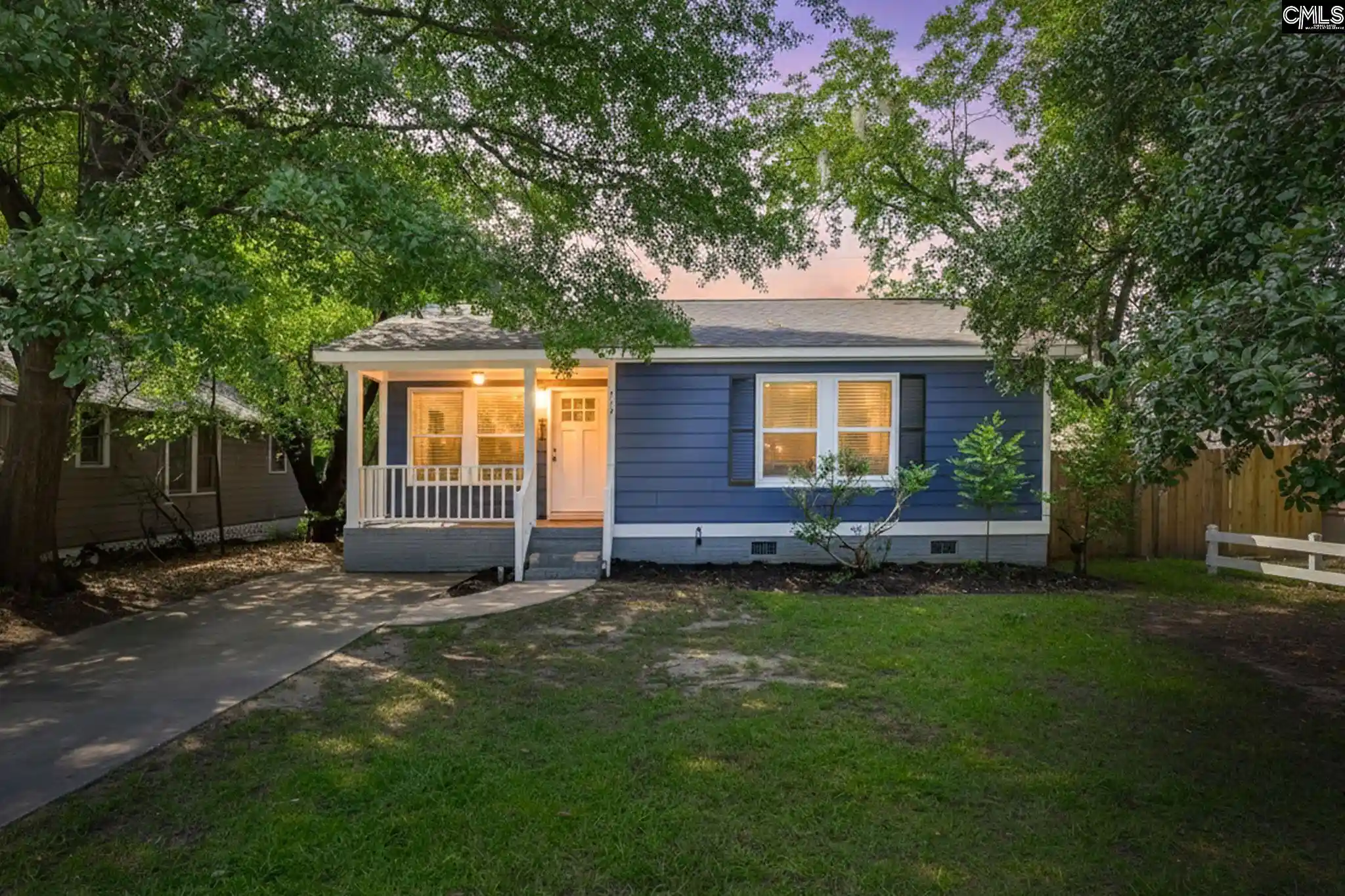 Homes for sale in Cayce, SC | 819 Holland, Cayce, SC 29033 | MLS# 638357