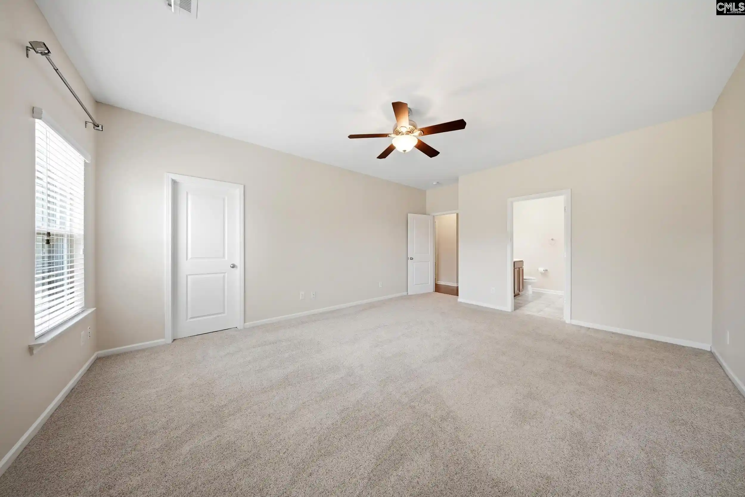 Photo 3 of Sale Pending at 426 Drooping Leaf, Lexington, SC 29072 | MLS# 638448 | Listing updated on 2026-09-01