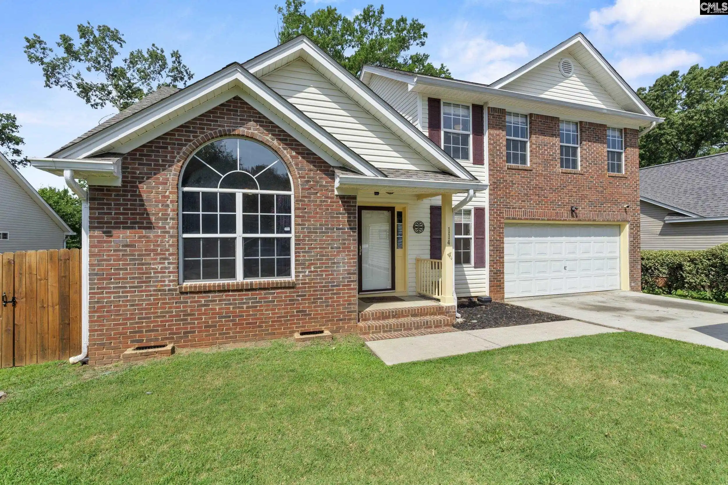 Photo 1 of Single family home for sale at 114 Kingston Forest, Irmo, SC 29063 | MLS# 638535 | Listing updated on 2026-09-09