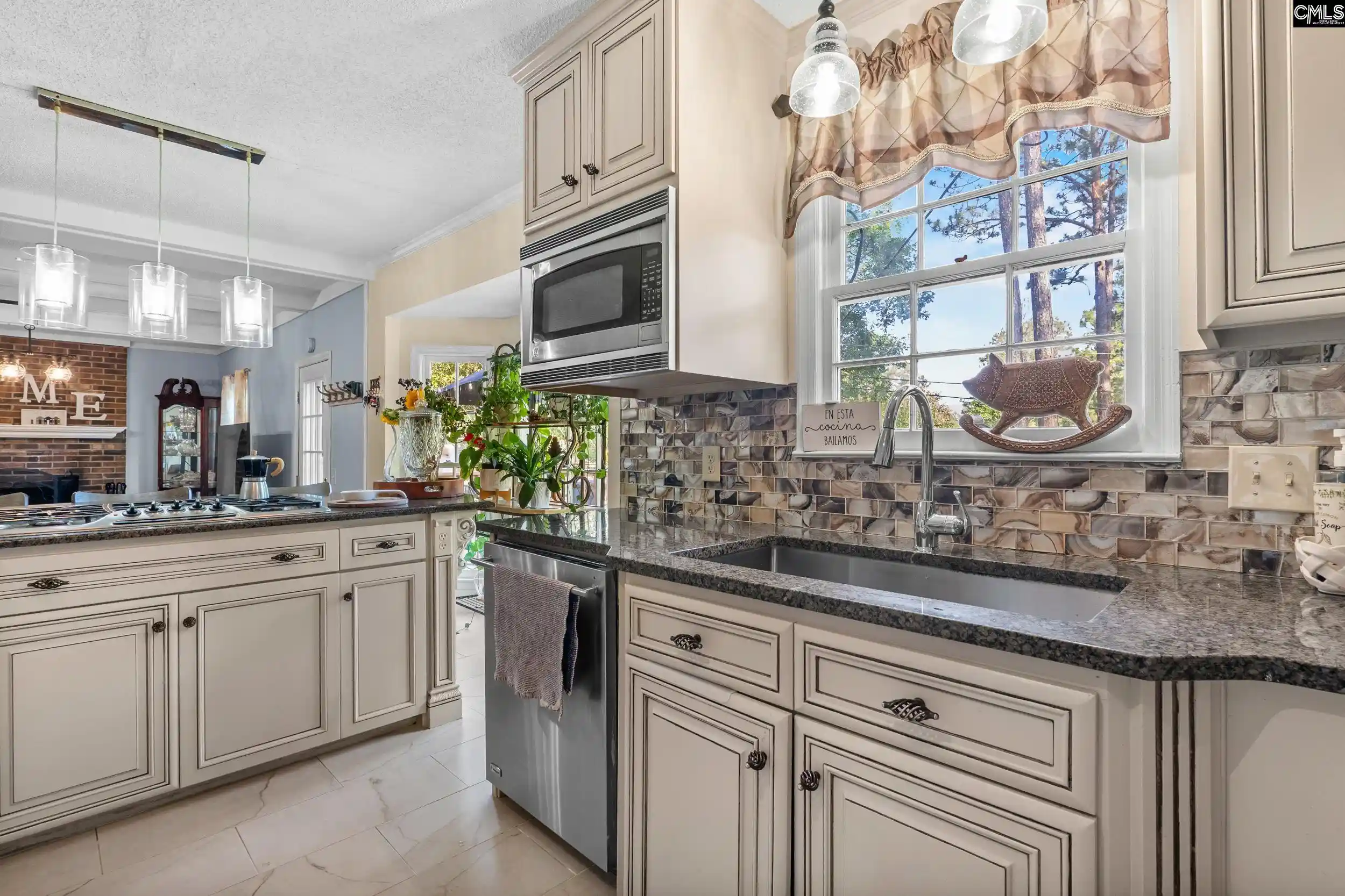 Photo 3 of Single family home for sale at 2621 Bendemeer, Columbia, SC 29209 | MLS# 638590 | Listing updated on 2026-09-18