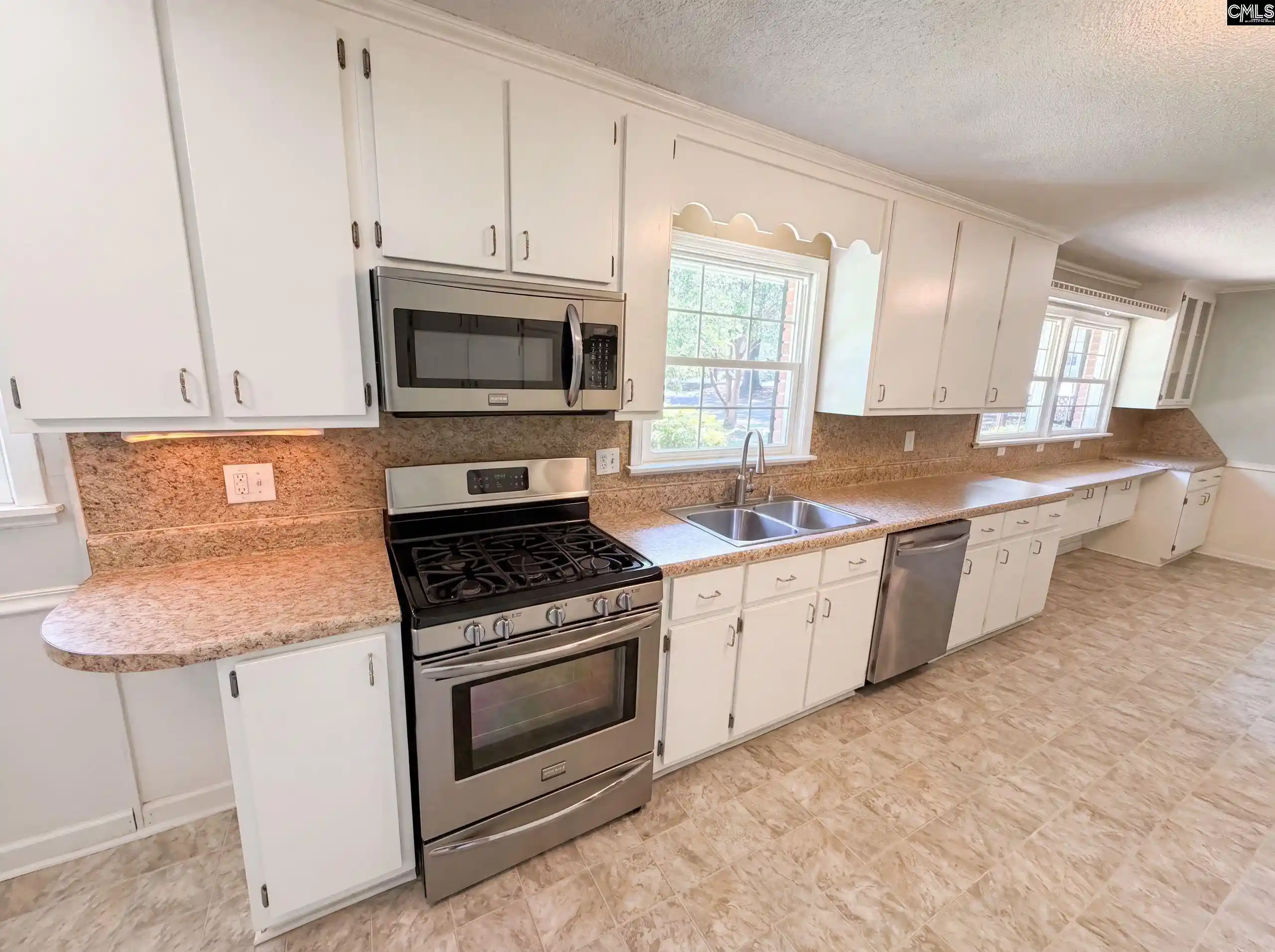 Photo 2 of Single family home for sale at 104 Round Knob, Lexington, SC 29072 | MLS# 638708 | Listing updated on 2026-09-17
