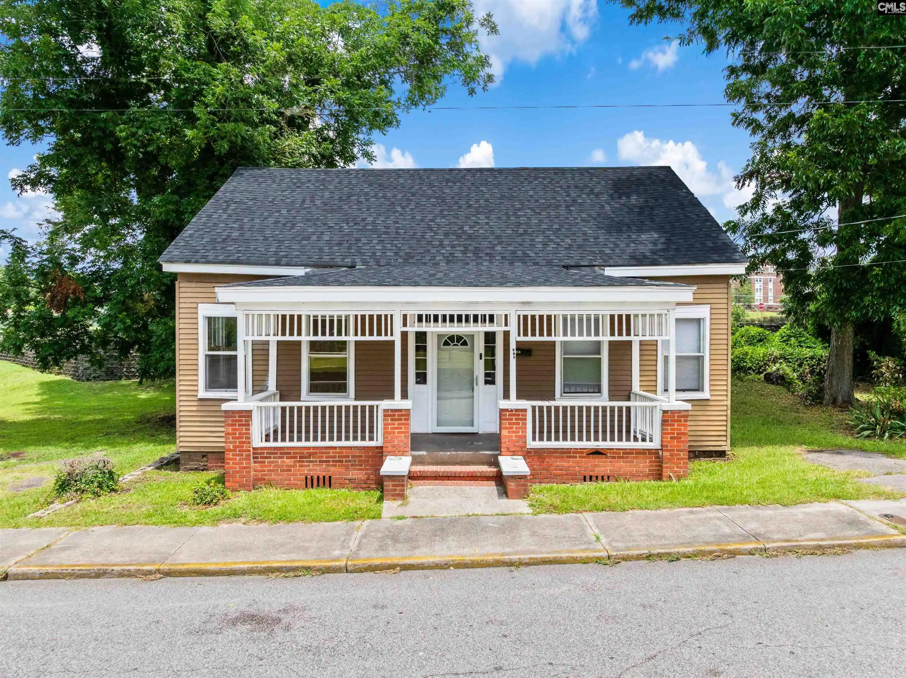 Photo 1 of Single family home for sale at 214 Dutton, Orangeburg, SC 29115 | MLS# 638766 | Listing updated on 2026-07-16