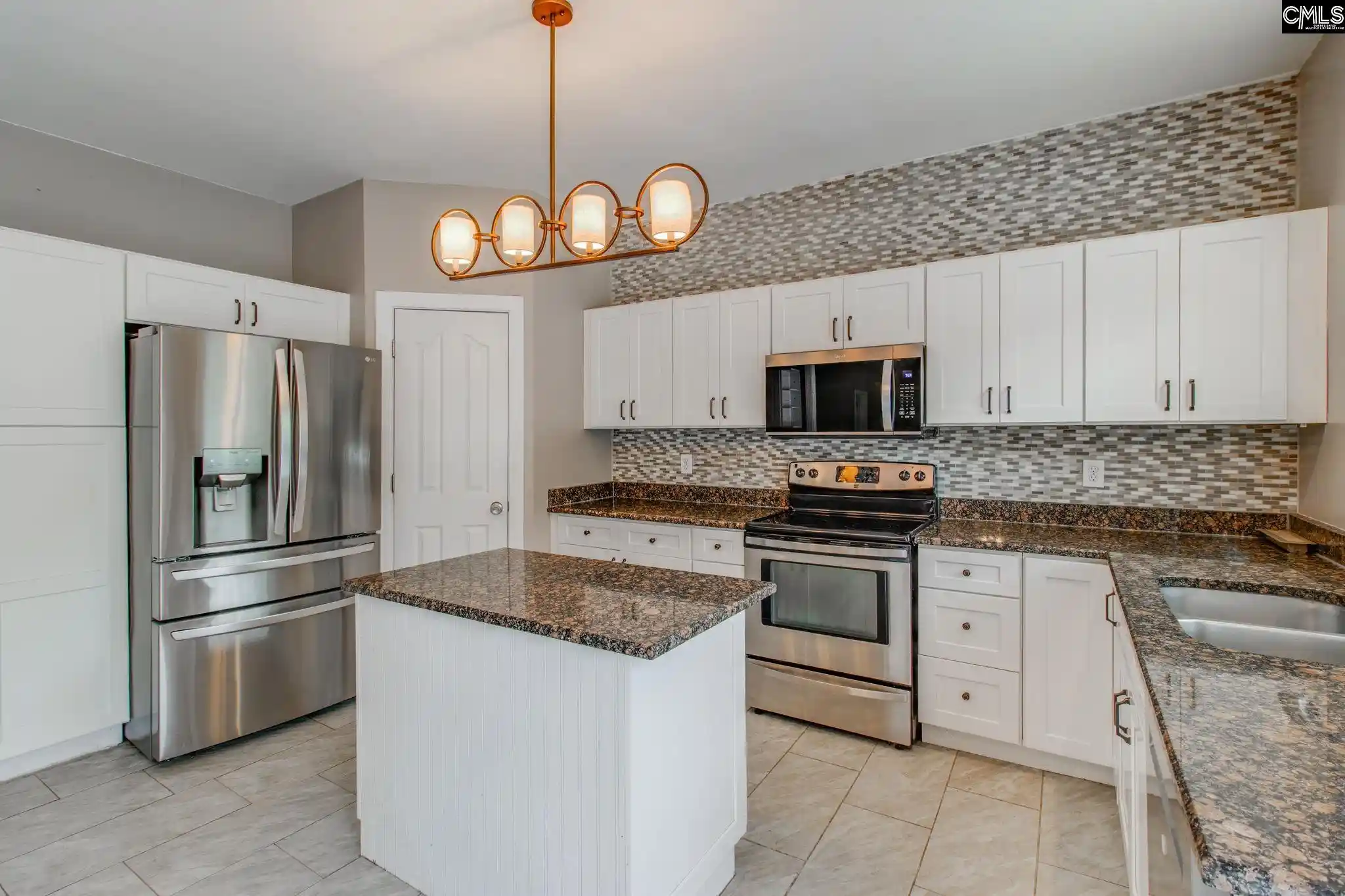 Photo 4 of Sale Pending at 104 Hollingshed Creek, Irmo, SC 29063 | MLS# 638779 | Listing updated on 2026-08-15