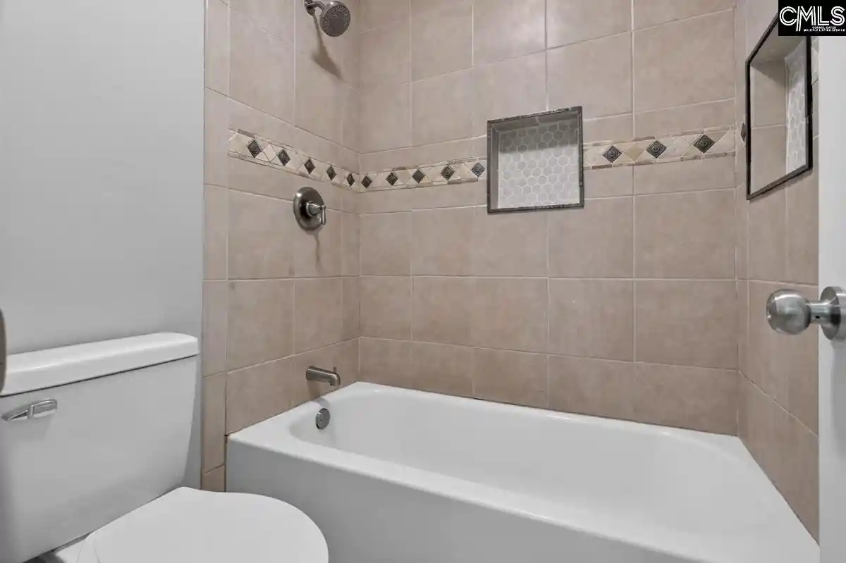 Photo 4 of Sale Pending at 121 King George, Columbia, SC 29210 | MLS# 638963 | Listing updated on 2026-09-18