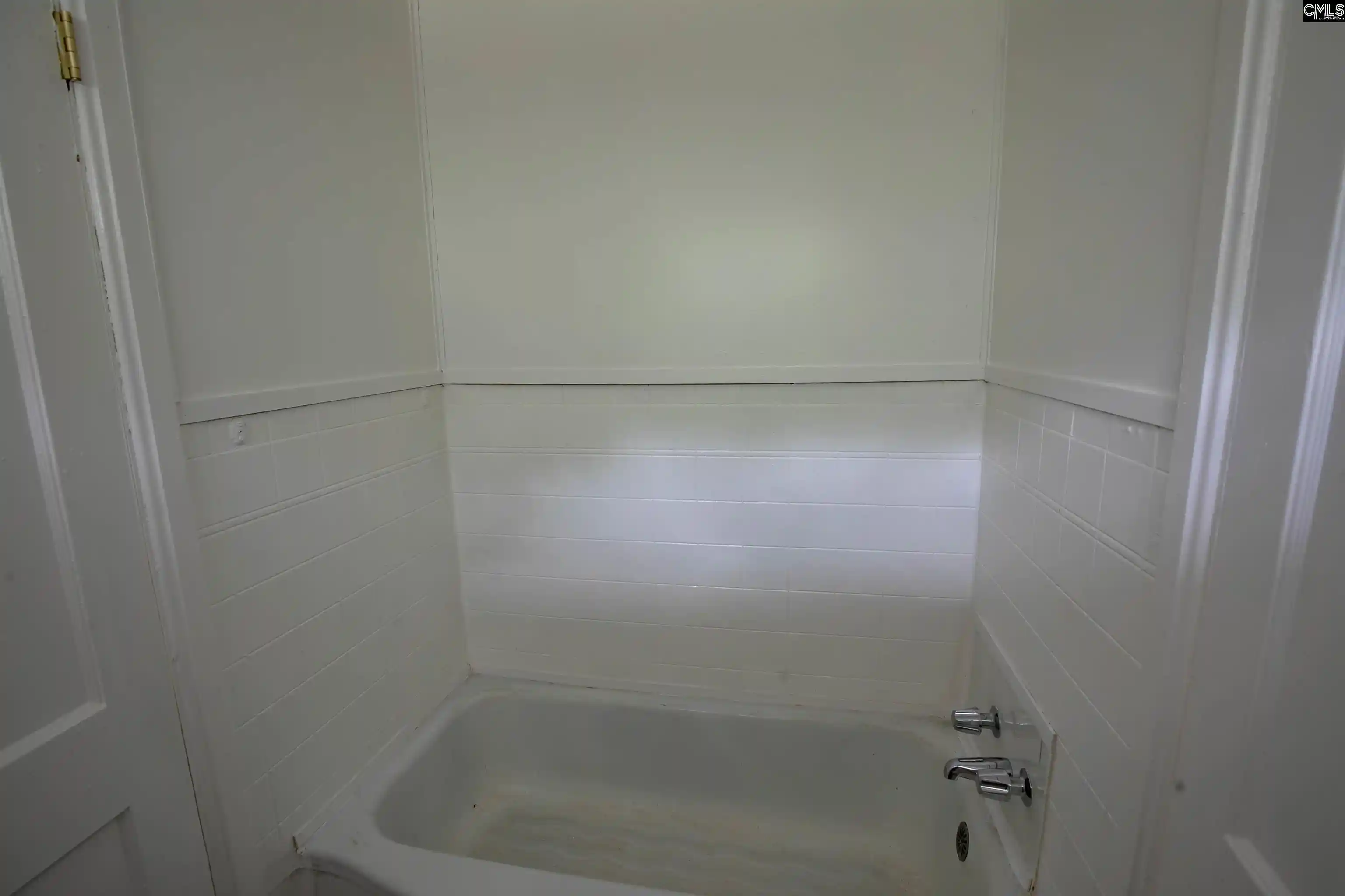 Photo 3 of Single family home for sale at 240 Pineneedle, Columbia, SC 29203 | MLS# 639074 | Listing updated on 2026-08-10