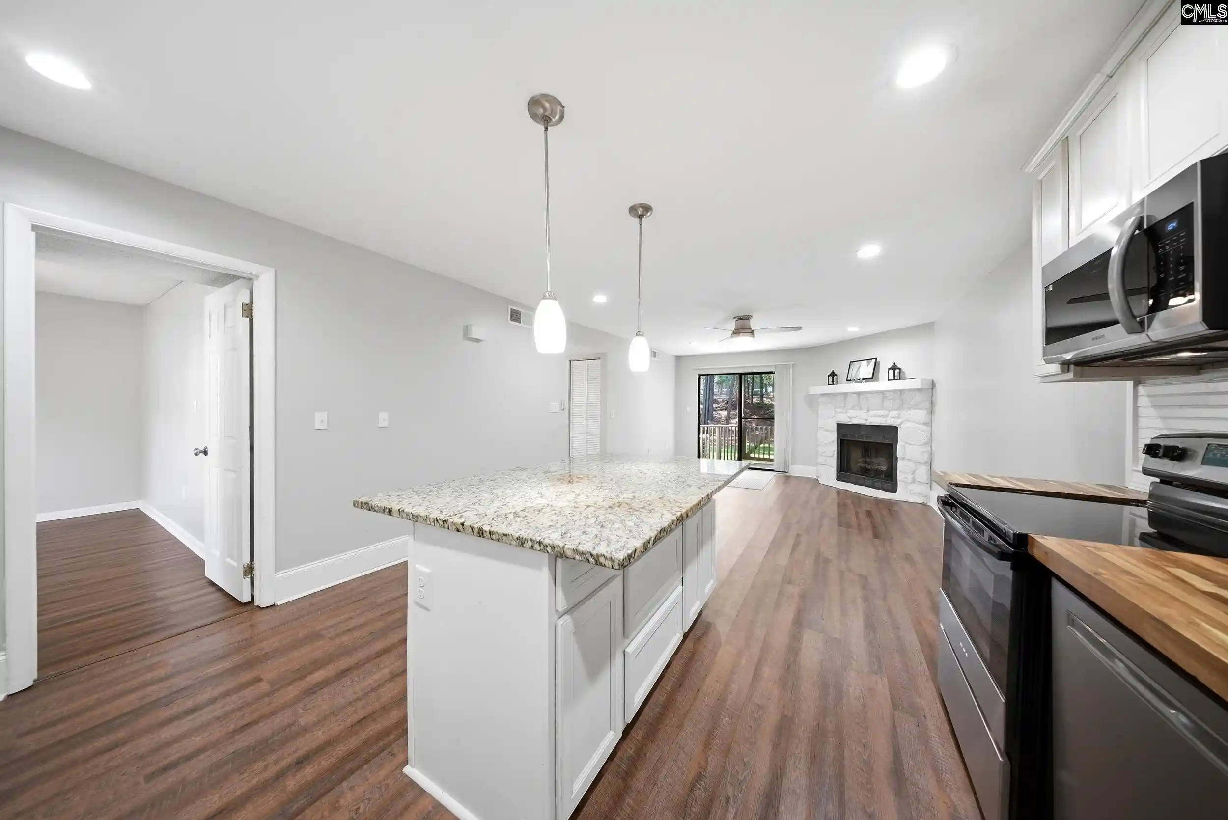 Listing Photo 4 - Condo for sale in building located at 405 Harbison Blvd Unit 411, Columbia, SC 29212 - Unit #411